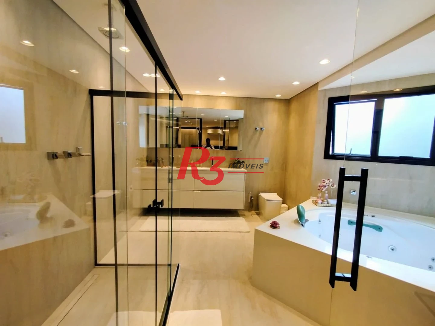 Apartamento com 4 dormitórios à venda, 318 m² por R$ 3.400.000,00 - Gonzaga - Santos/SP