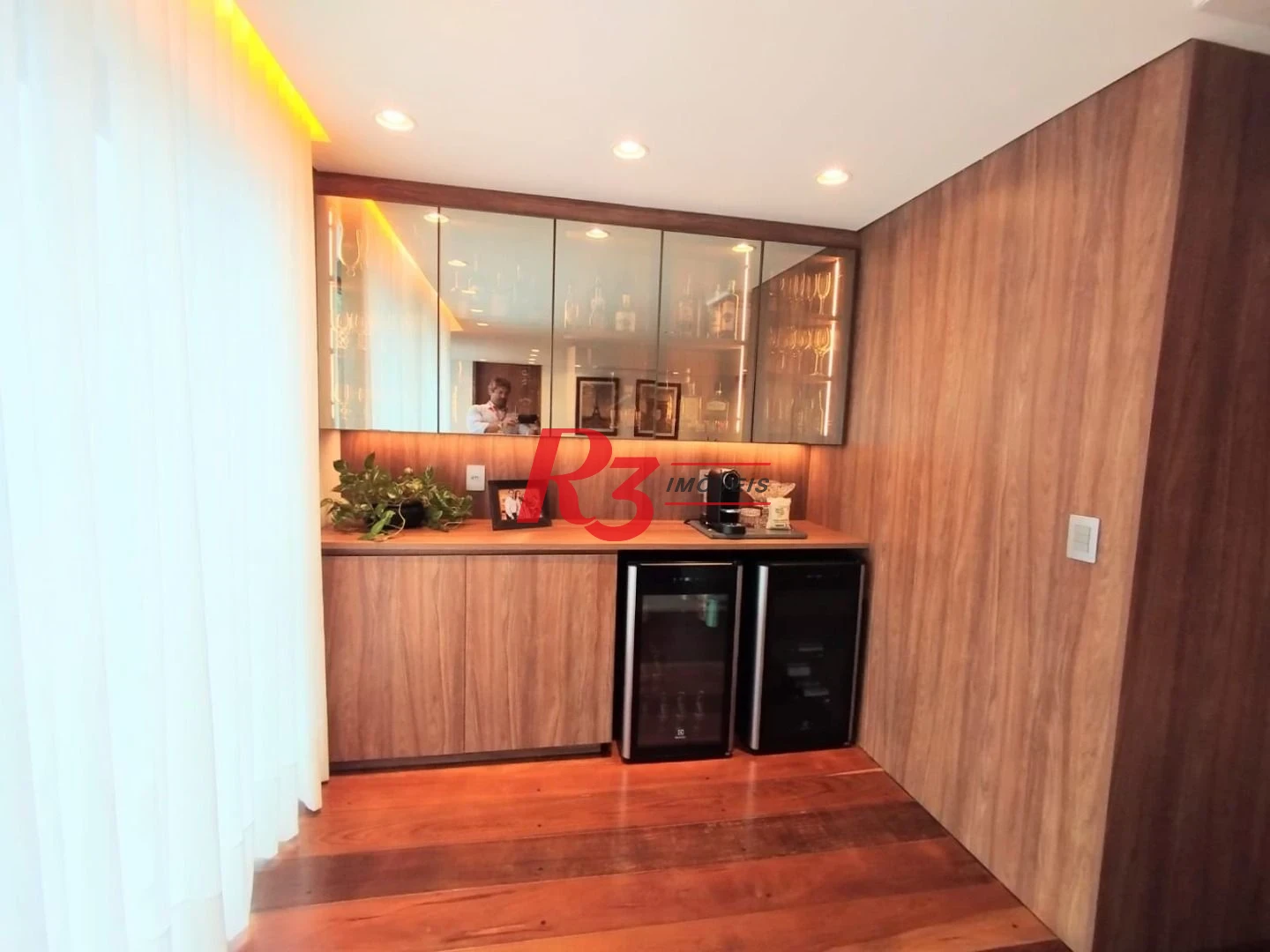 Apartamento com 4 dormitórios à venda, 318 m² por R$ 3.400.000,00 - Gonzaga - Santos/SP