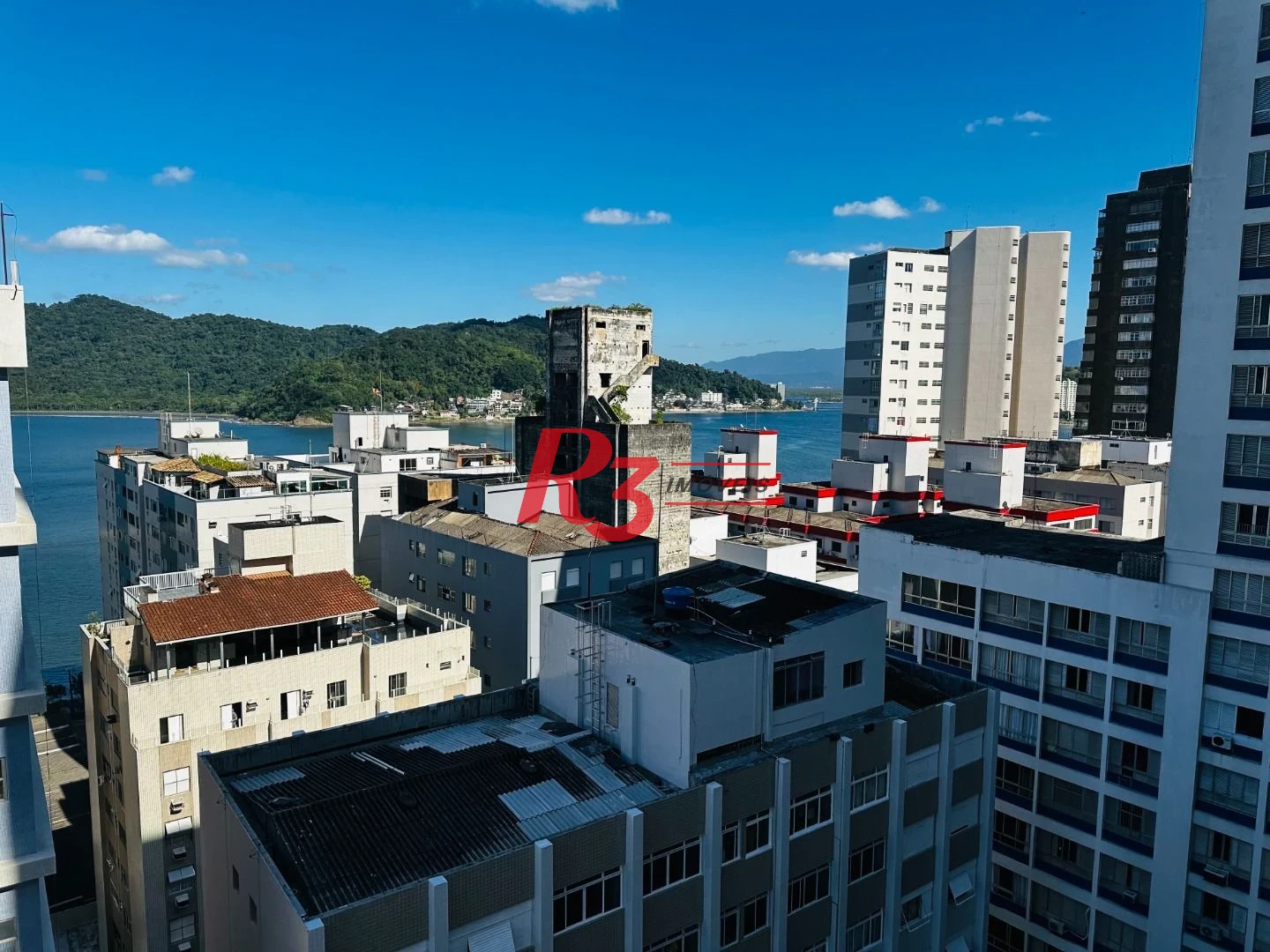 Apartamento com 3 dormitórios à venda, 154 m² por R$ 650.000,00 - Itararé - São Vicente/SP