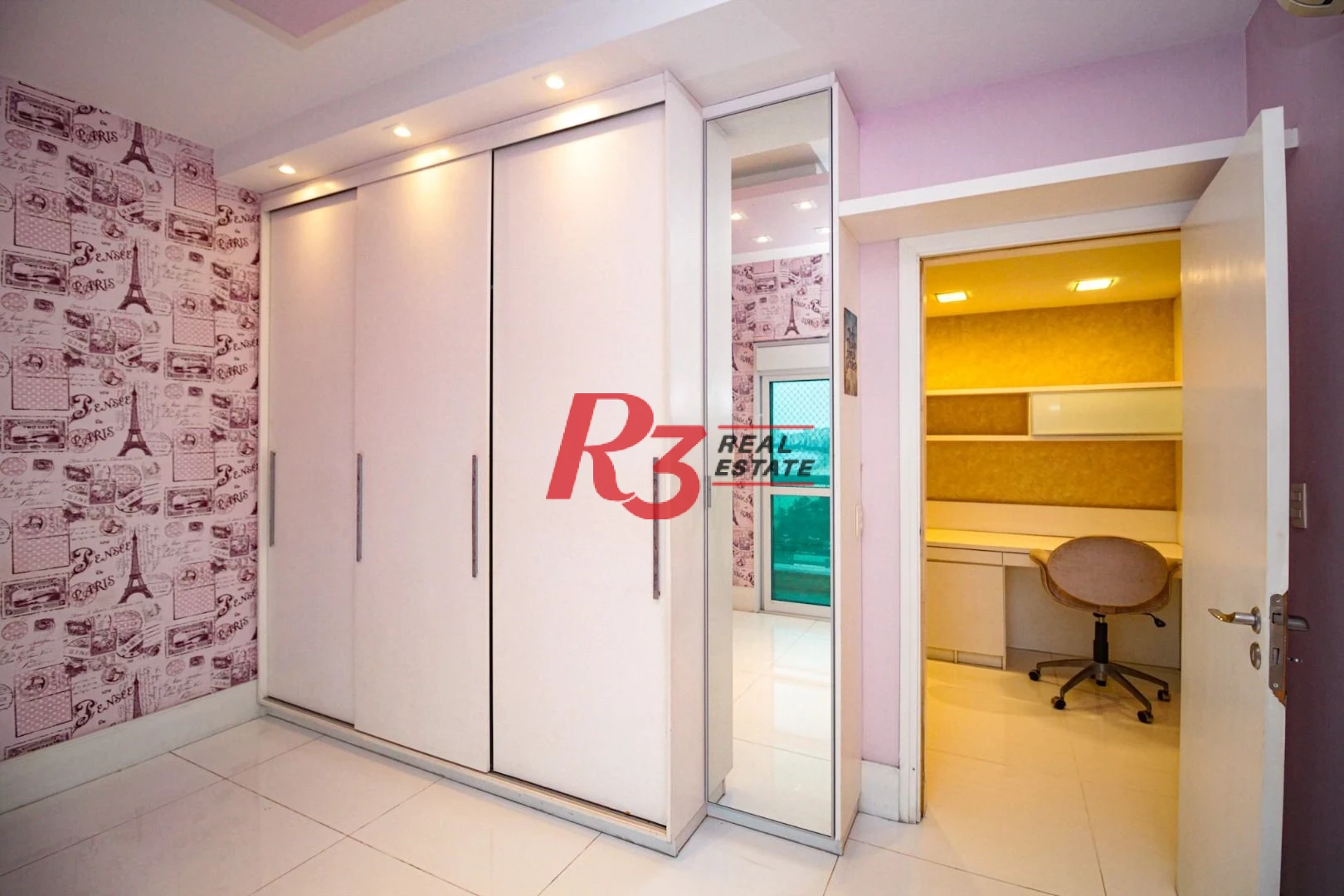 Apartamento com 4 dormitórios para alugar, 360 m² por R$ 37.500,00/mês - Gonzaga - Santos/SP