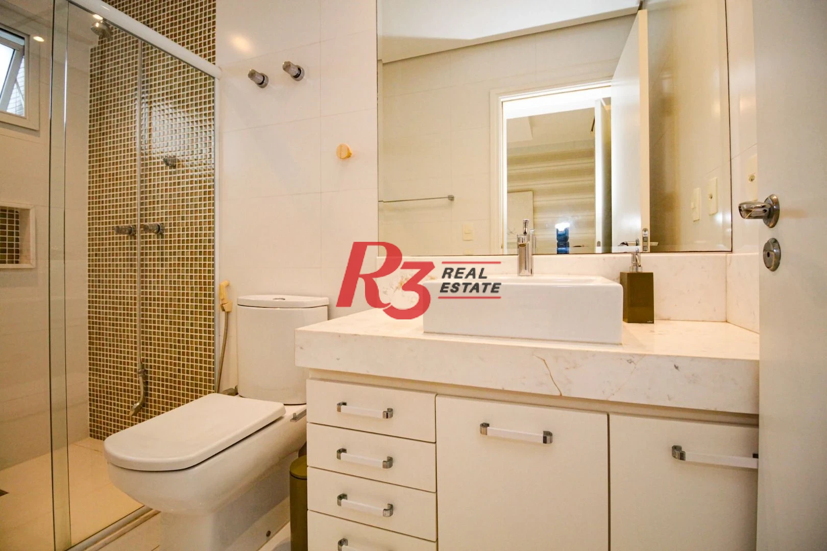 Apartamento com 4 dormitórios para alugar, 360 m² por R$ 37.500,00/mês - Gonzaga - Santos/SP
