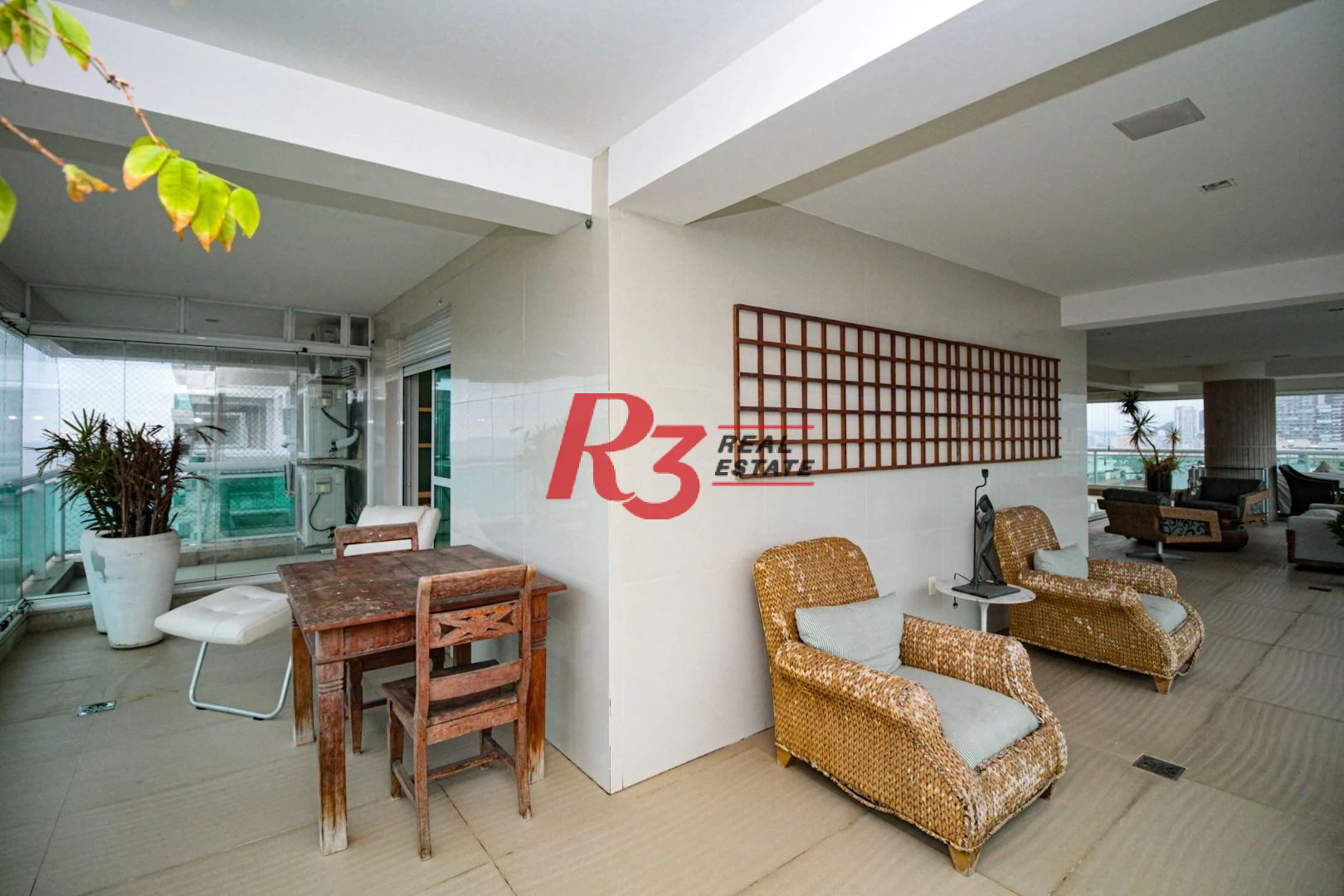 Apartamento com 4 dormitórios para alugar, 360 m² por R$ 37.500,00/mês - Gonzaga - Santos/SP