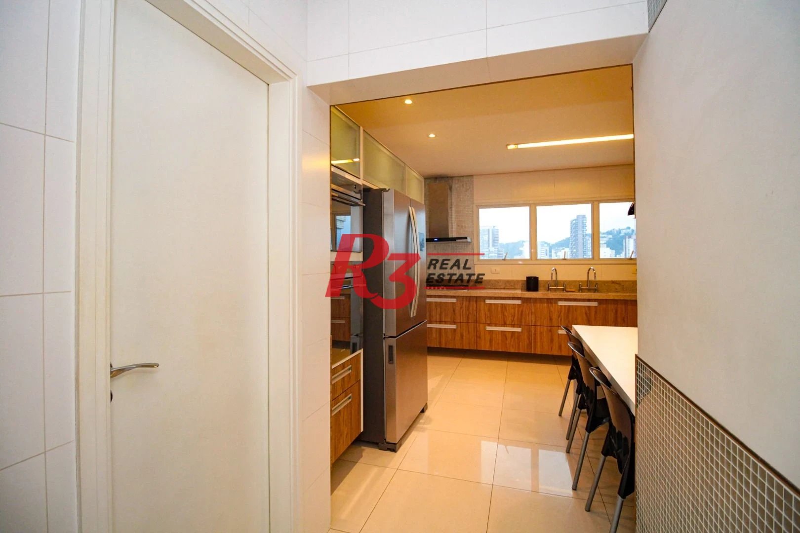 Apartamento com 4 dormitórios para alugar, 360 m² por R$ 37.500,00/mês - Gonzaga - Santos/SP