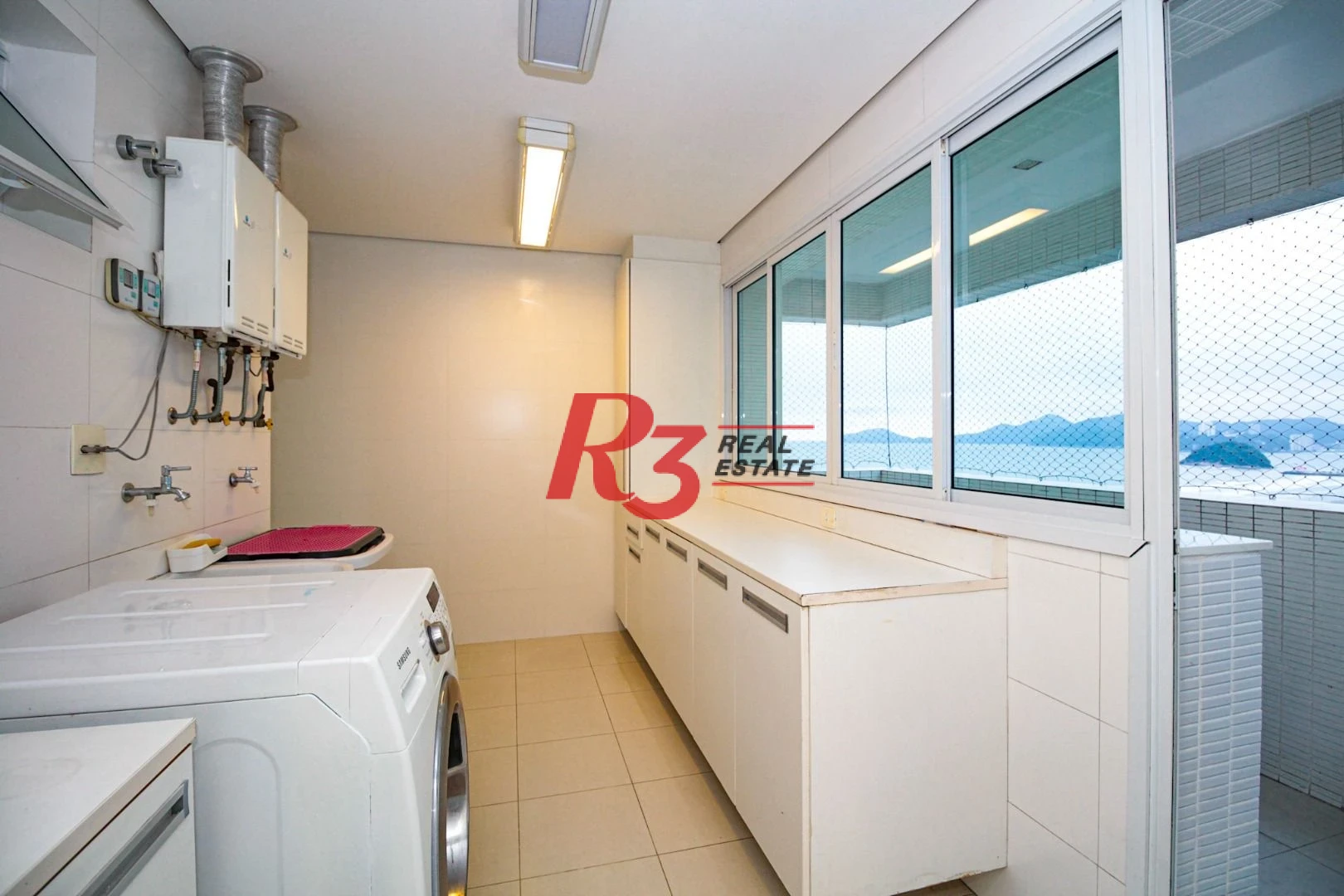 Apartamento com 4 dormitórios para alugar, 360 m² por R$ 37.500,00/mês - Gonzaga - Santos/SP