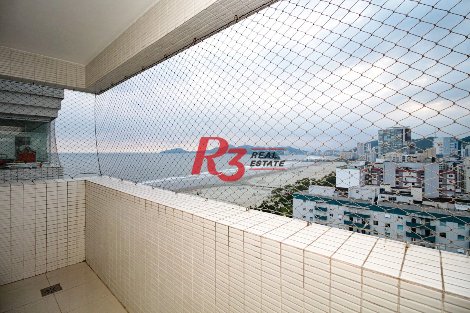 Apartamento com 4 dormitórios para alugar, 360 m² por R$ 37.500,00/mês - Gonzaga - Santos/SP