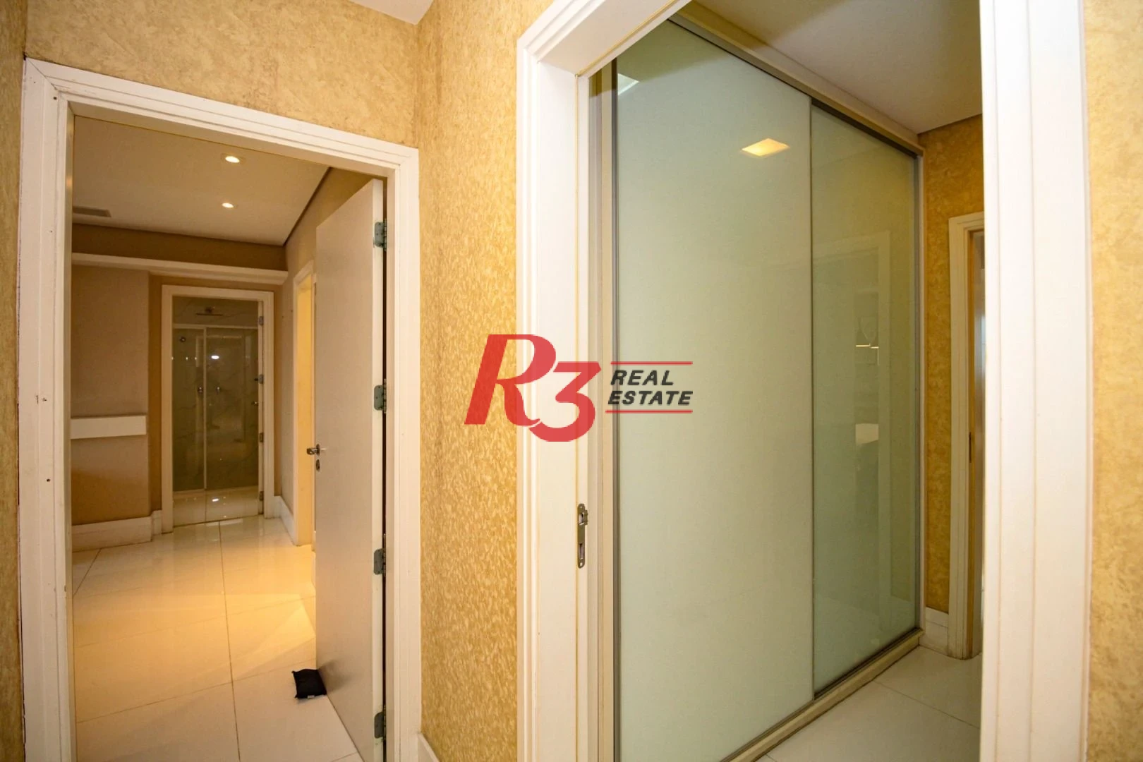 Apartamento com 4 dormitórios para alugar, 360 m² por R$ 37.500,00/mês - Gonzaga - Santos/SP