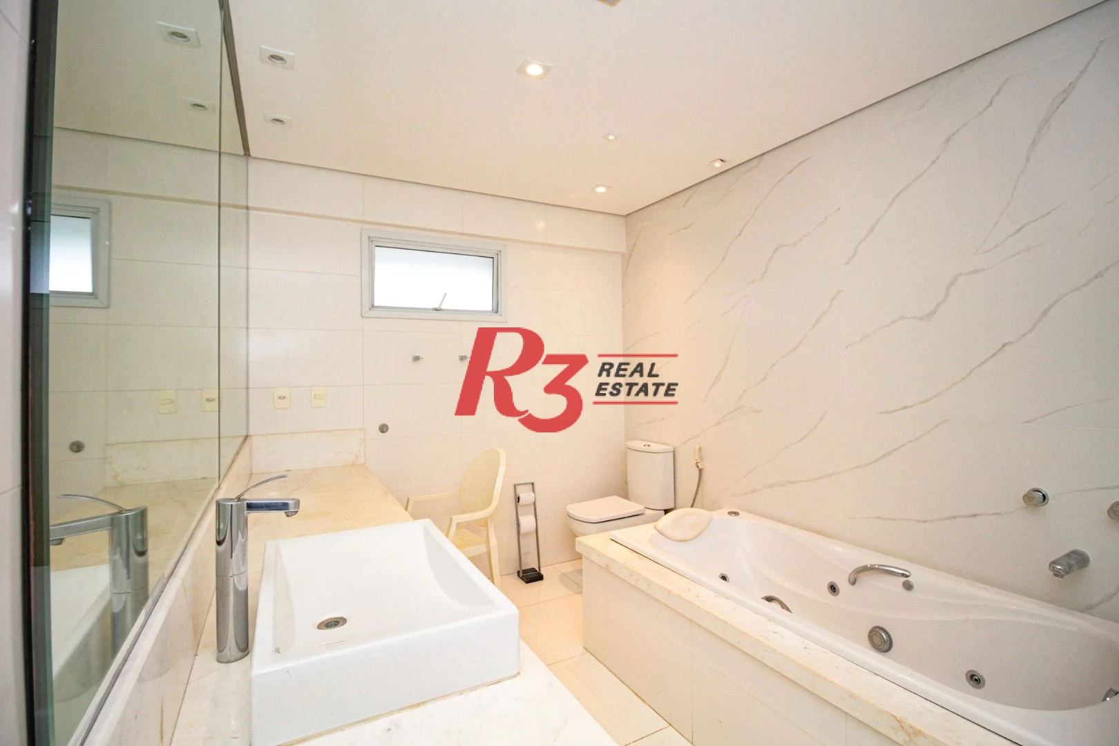 Apartamento com 4 dormitórios para alugar, 360 m² por R$ 37.500,00/mês - Gonzaga - Santos/SP