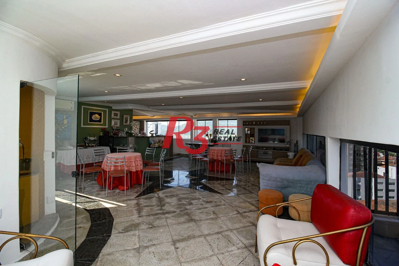 Cobertura com 4 dormitórios à venda, 392 m² por R$ 3.000.000,00 - Ponta da Praia - Santos/SP