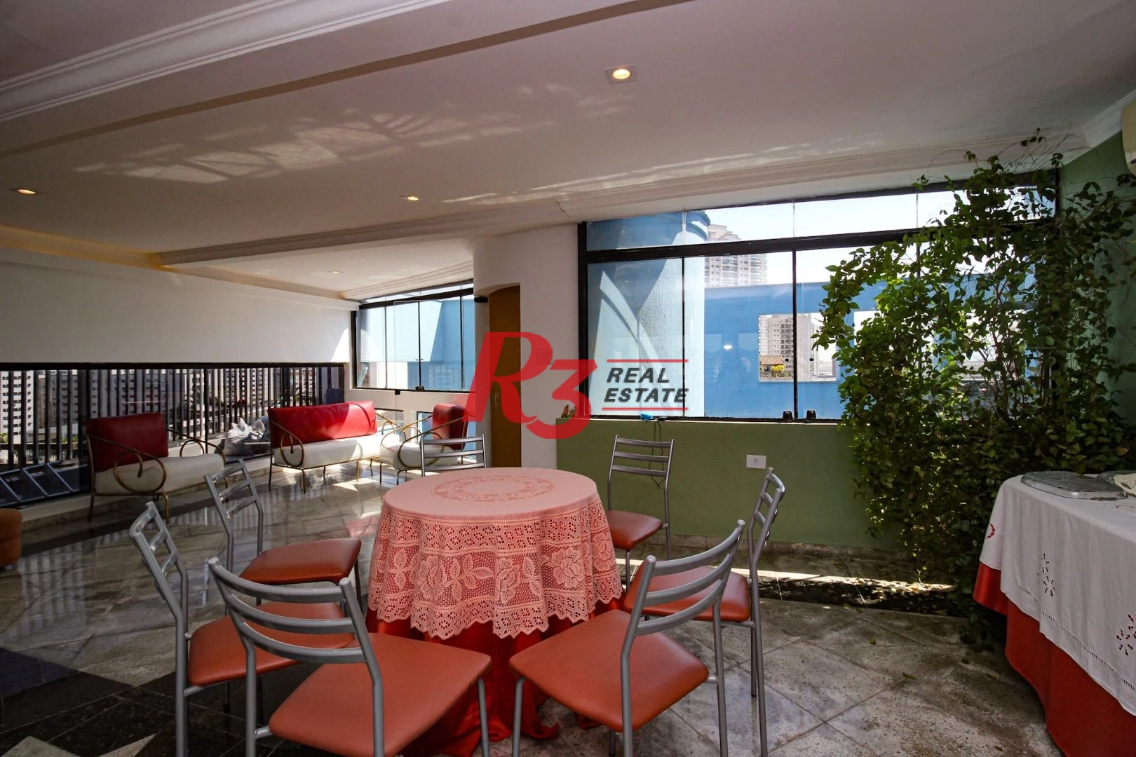 Cobertura com 4 dormitórios à venda, 392 m² por R$ 3.000.000,00 - Ponta da Praia - Santos/SP