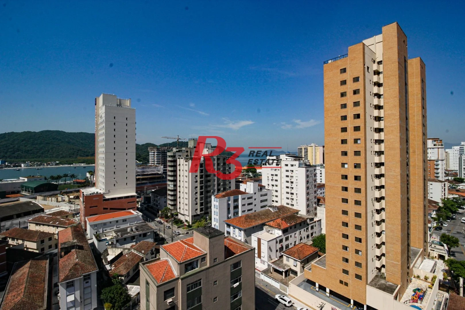 Cobertura com 4 dormitórios à venda, 392 m² por R$ 3.000.000,00 - Ponta da Praia - Santos/SP