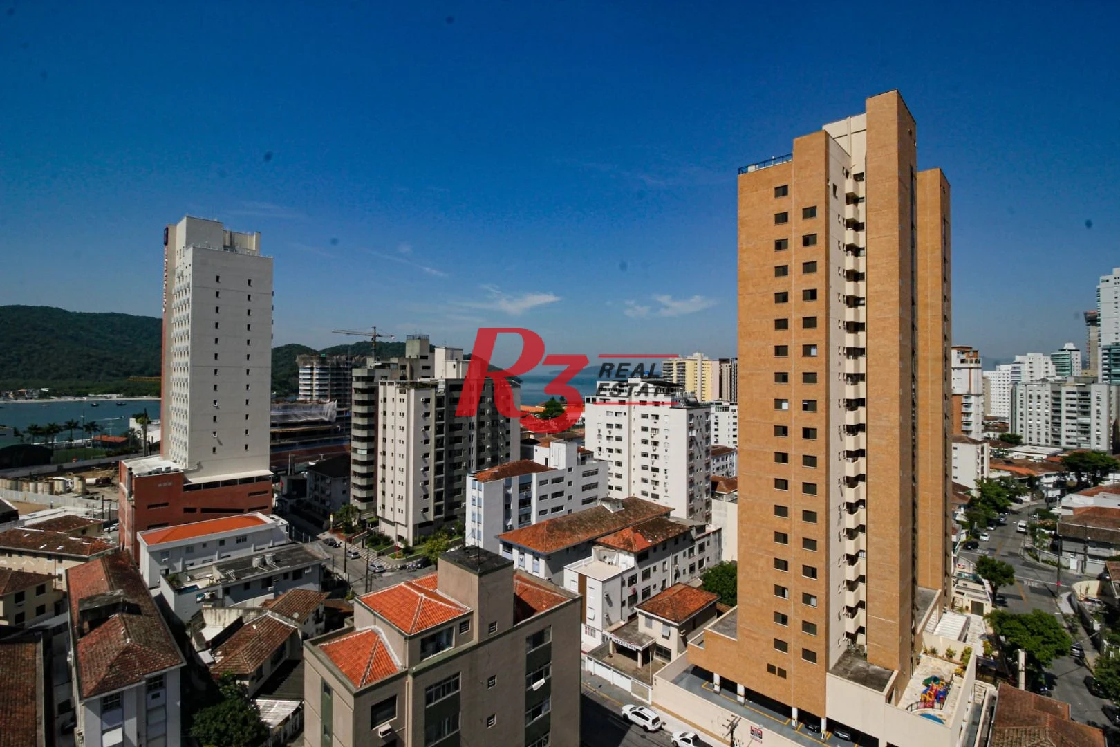 Cobertura com 4 dormitórios à venda, 392 m² por R$ 3.000.000,00 - Ponta da Praia - Santos/SP