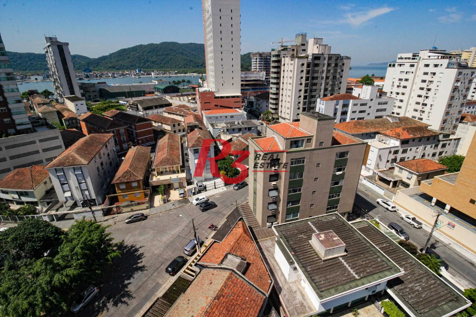 Cobertura com 4 dormitórios à venda, 392 m² por R$ 3.000.000,00 - Ponta da Praia - Santos/SP