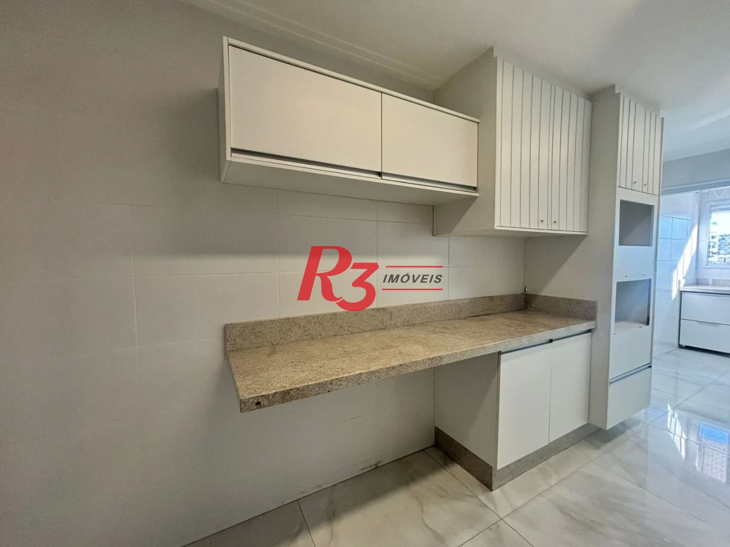 Apartamento com 3 dormitórios à venda, 143 m² por R$ 3.000.000,00 - Boqueirão - Santos/SP