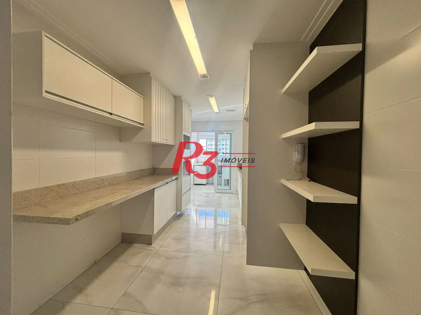 Apartamento com 3 dormitórios à venda, 143 m² por R$ 3.000.000,00 - Boqueirão - Santos/SP