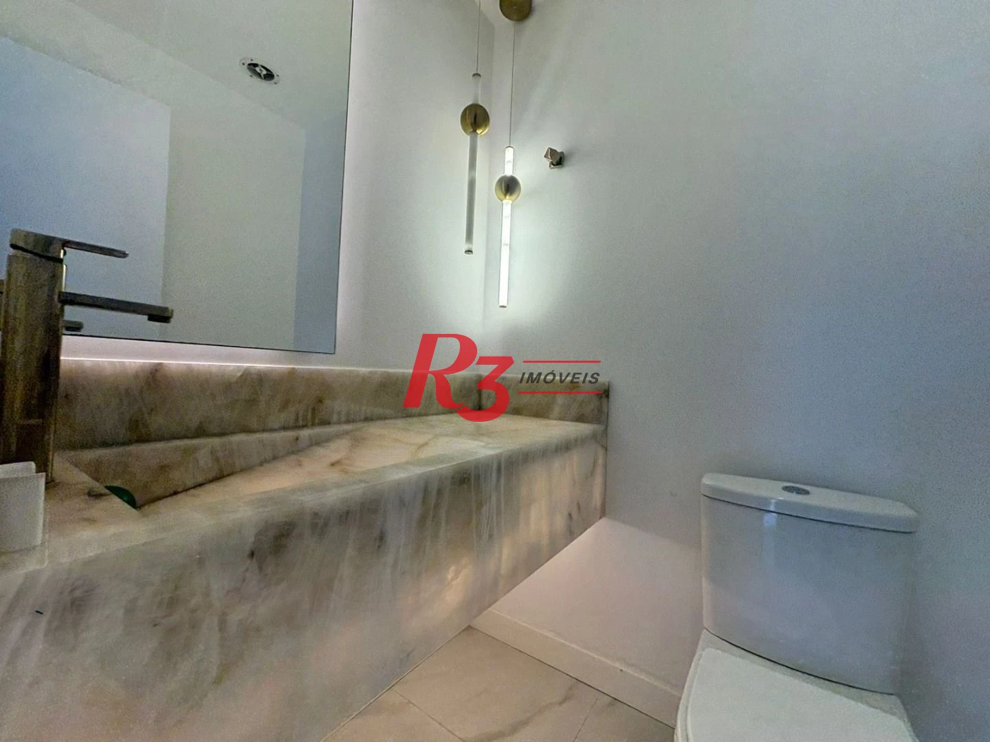 Apartamento com 3 dormitórios à venda, 143 m² por R$ 3.000.000,00 - Boqueirão - Santos/SP