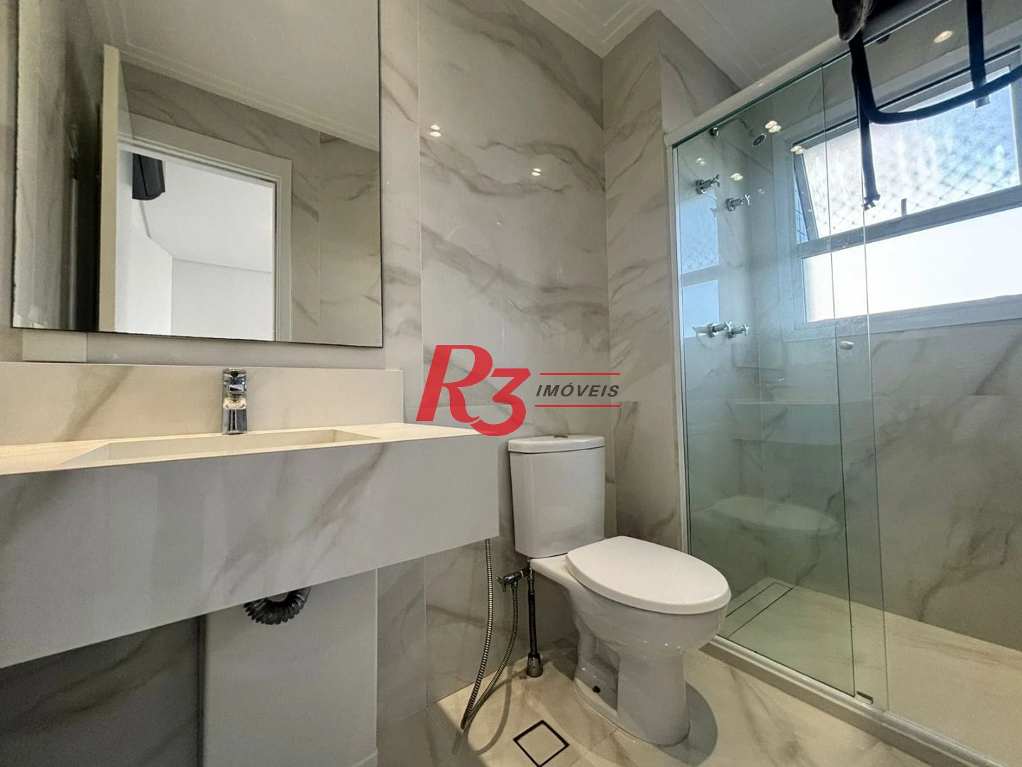 Apartamento com 3 dormitórios à venda, 143 m² por R$ 3.000.000,00 - Boqueirão - Santos/SP