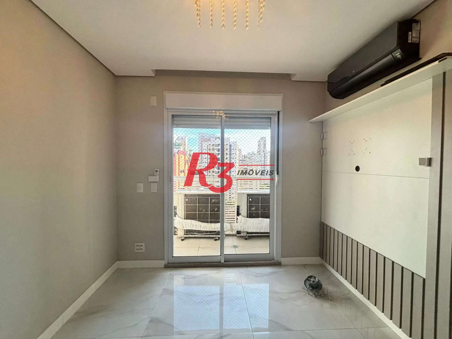 Apartamento com 3 dormitórios à venda, 143 m² por R$ 3.000.000,00 - Boqueirão - Santos/SP