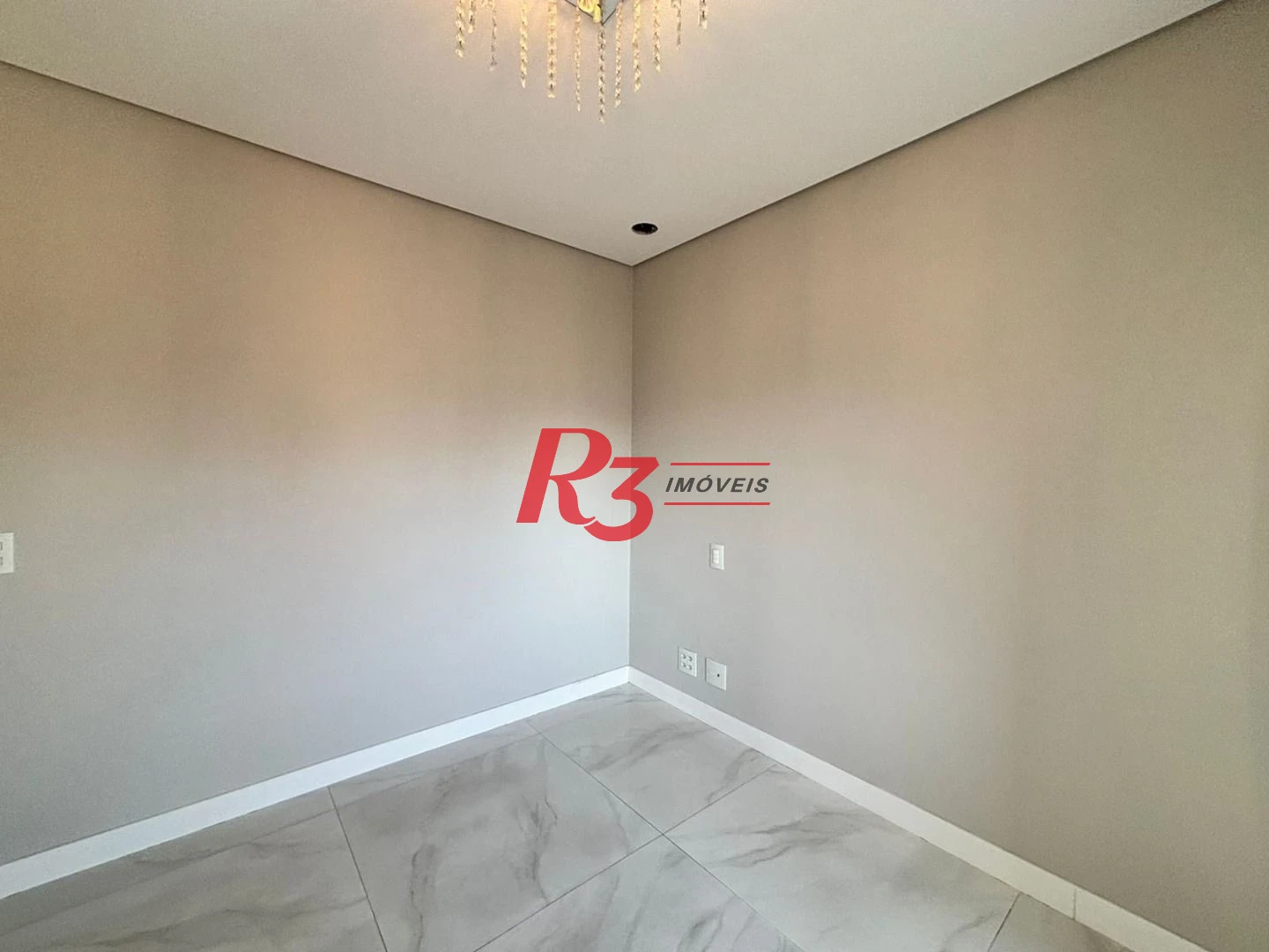 Apartamento com 3 dormitórios à venda, 143 m² por R$ 3.000.000,00 - Boqueirão - Santos/SP