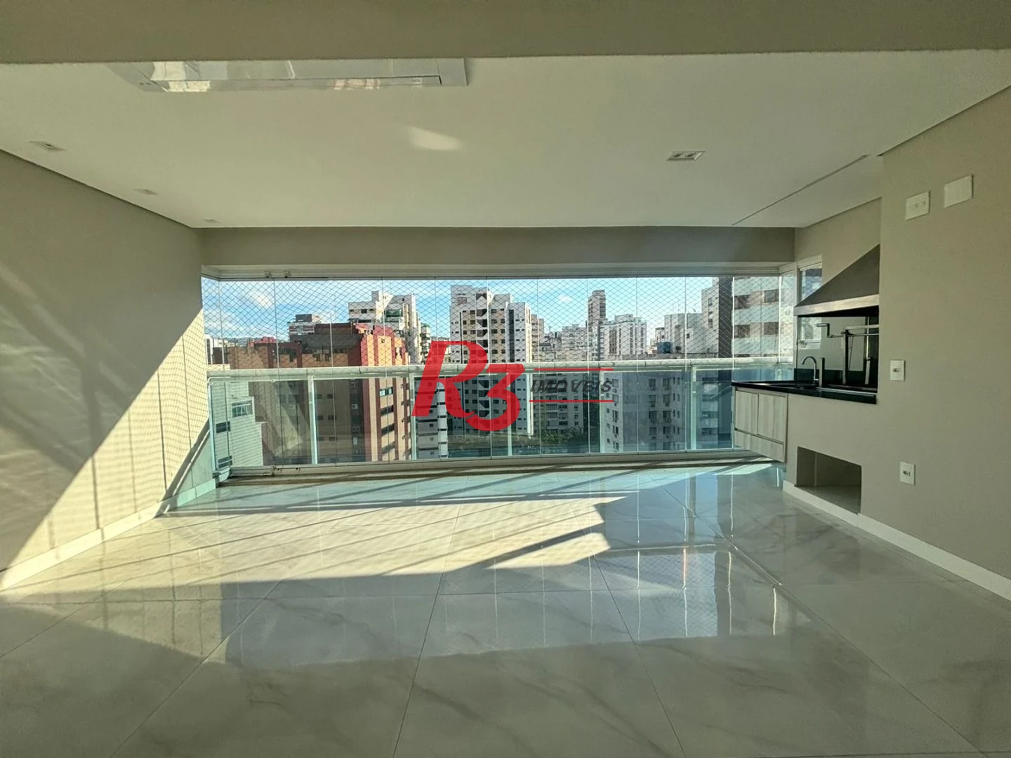 Apartamento com 3 dormitórios à venda, 143 m² por R$ 3.000.000,00 - Boqueirão - Santos/SP