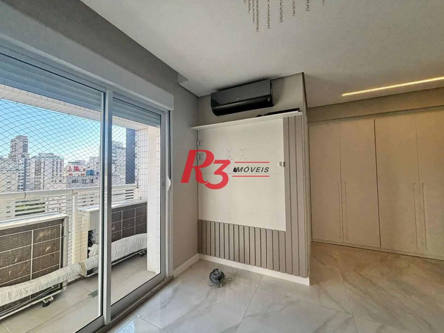 Apartamento com 3 dormitórios à venda, 143 m² por R$ 3.000.000,00 - Boqueirão - Santos/SP