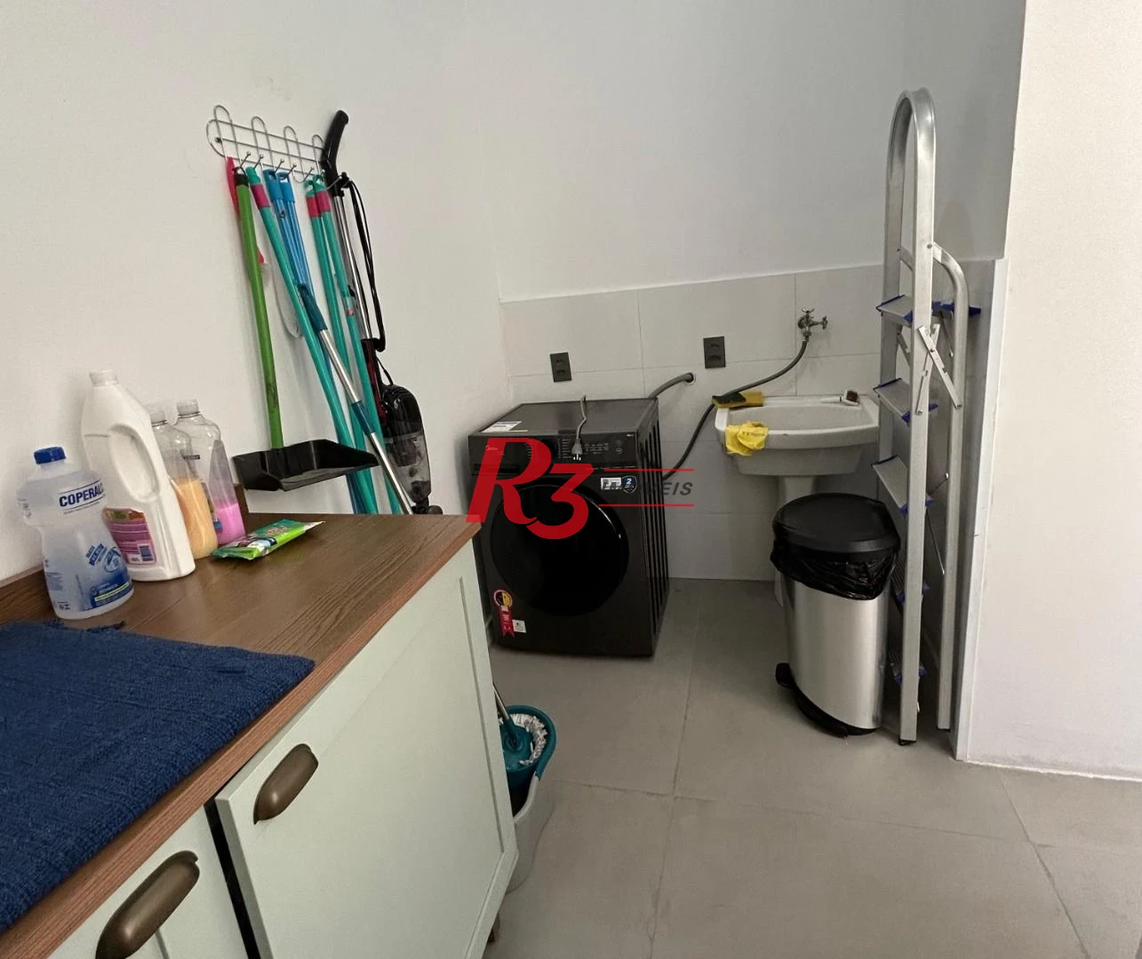 Apartamento com 3 dormitórios à venda, 104 m² por R$ 550.000,00 - Campo Grande - Santos/SP