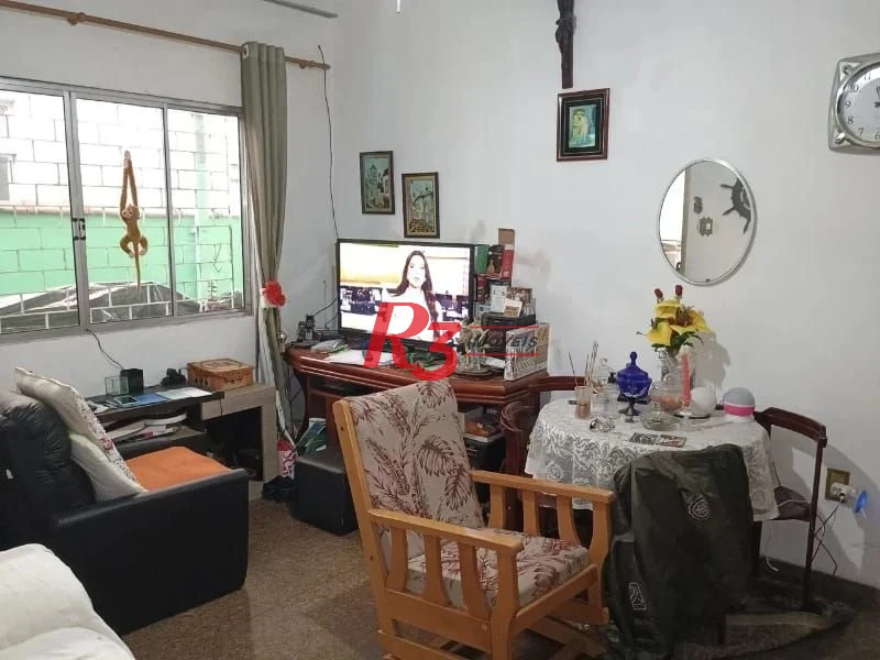 Casa com  4 dormitórios a venda no Jardim Independência.