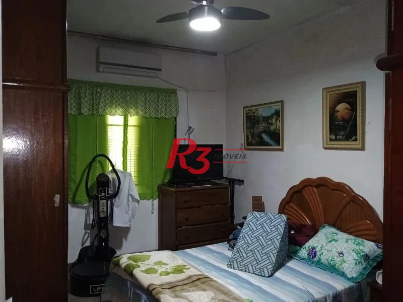 Casa com  4 dormitórios a venda no Jardim Independência.