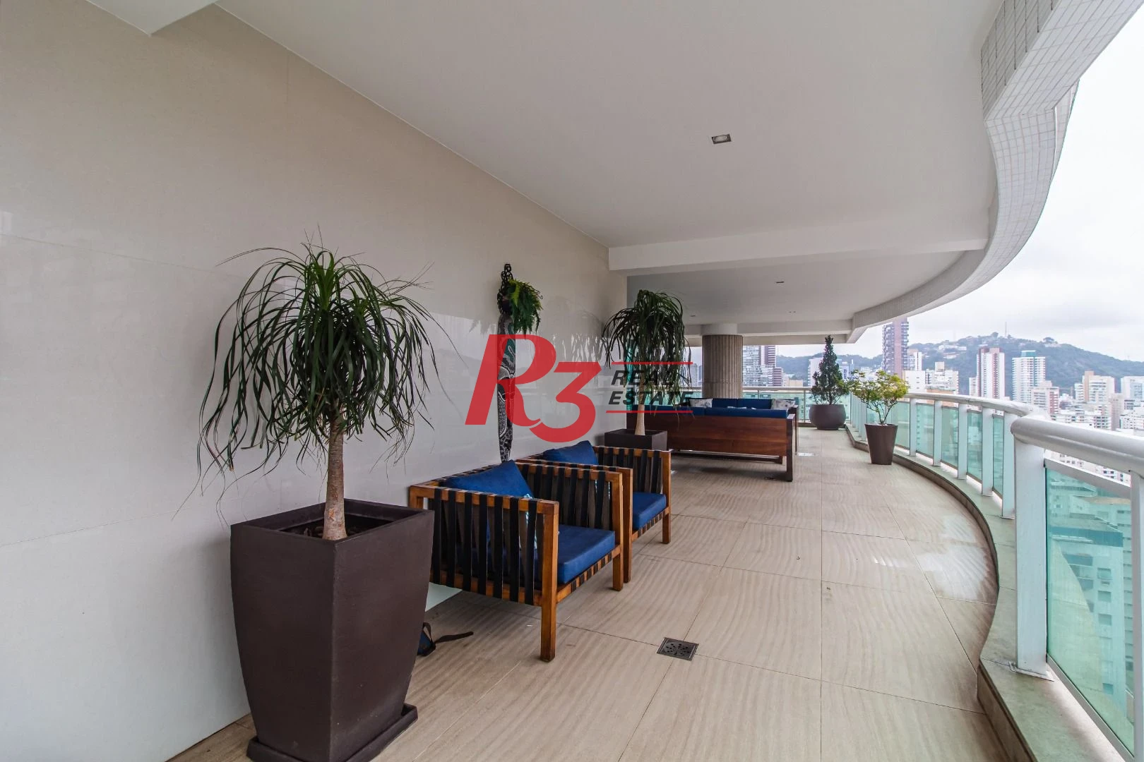 Apartamento com 4 dormitórios, 360 m² - venda ou aluguel - Gonzaga - Santos/SP