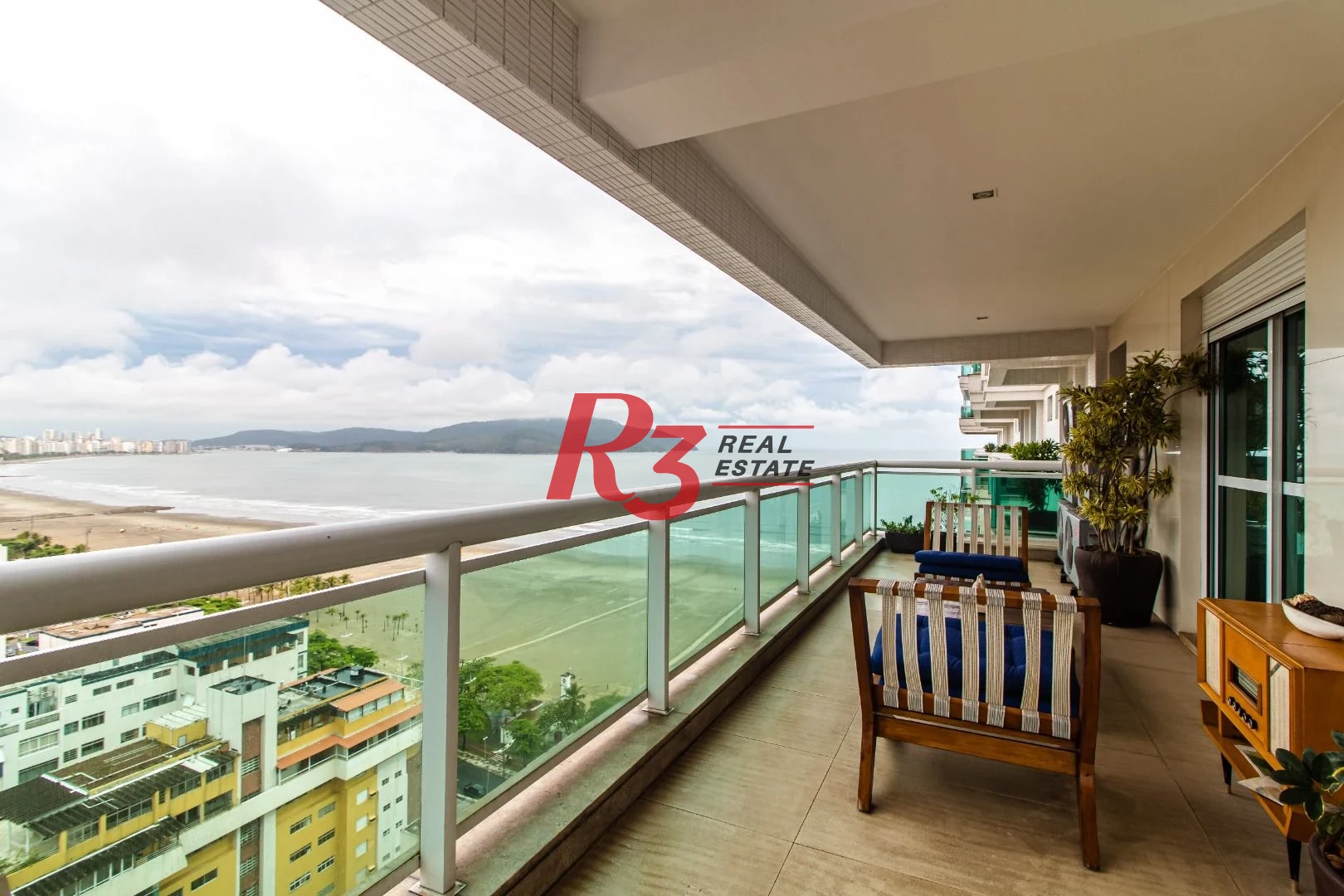 Apartamento com 4 dormitórios, 360 m² - venda ou aluguel - Gonzaga - Santos/SP