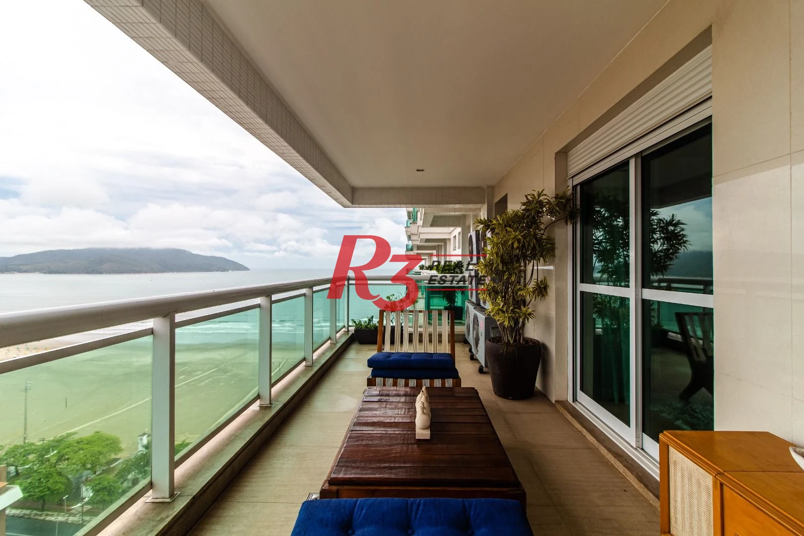Apartamento com 4 dormitórios, 360 m² - venda ou aluguel - Gonzaga - Santos/SP