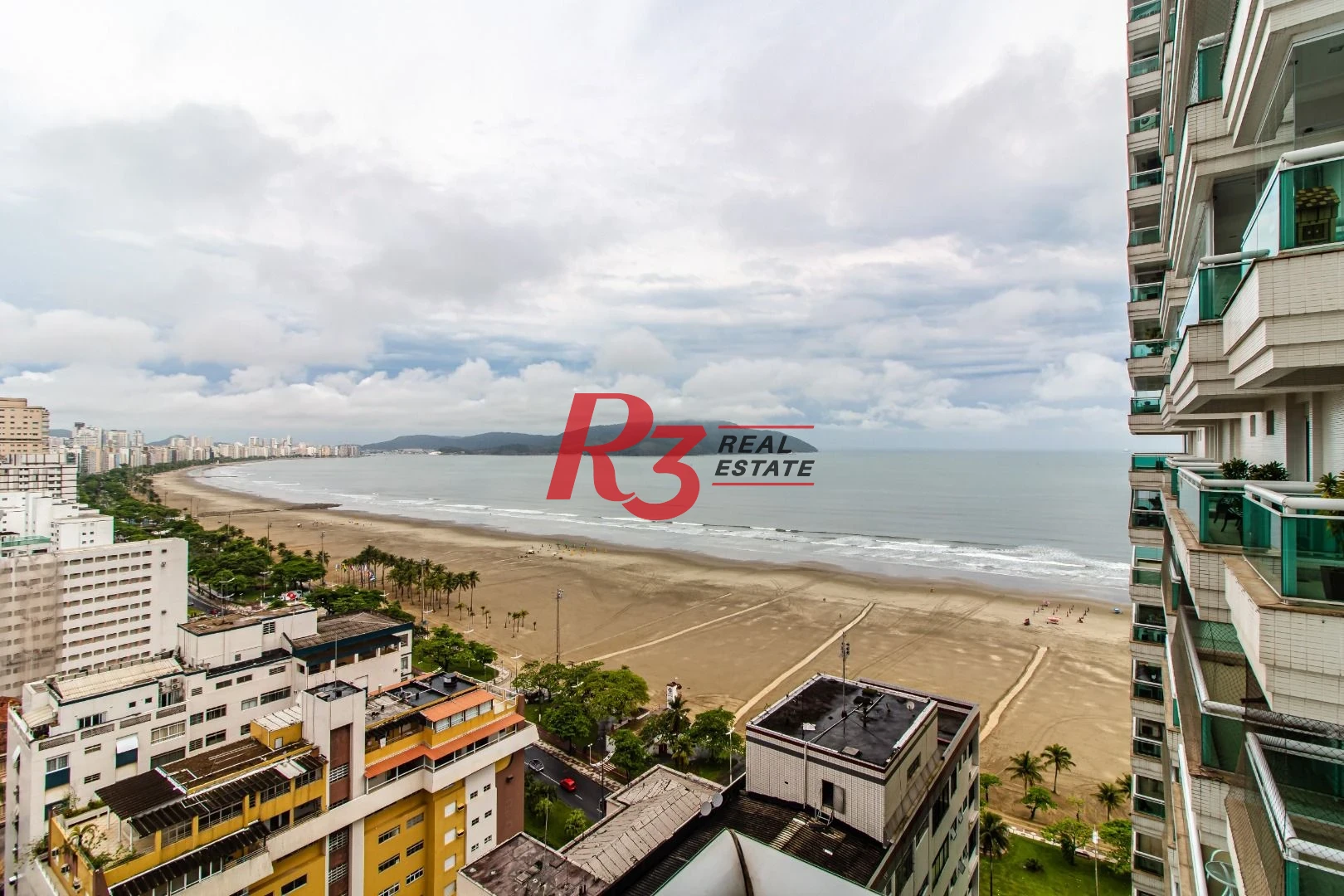 Apartamento com 4 dormitórios, 360 m² - venda ou aluguel - Gonzaga - Santos/SP