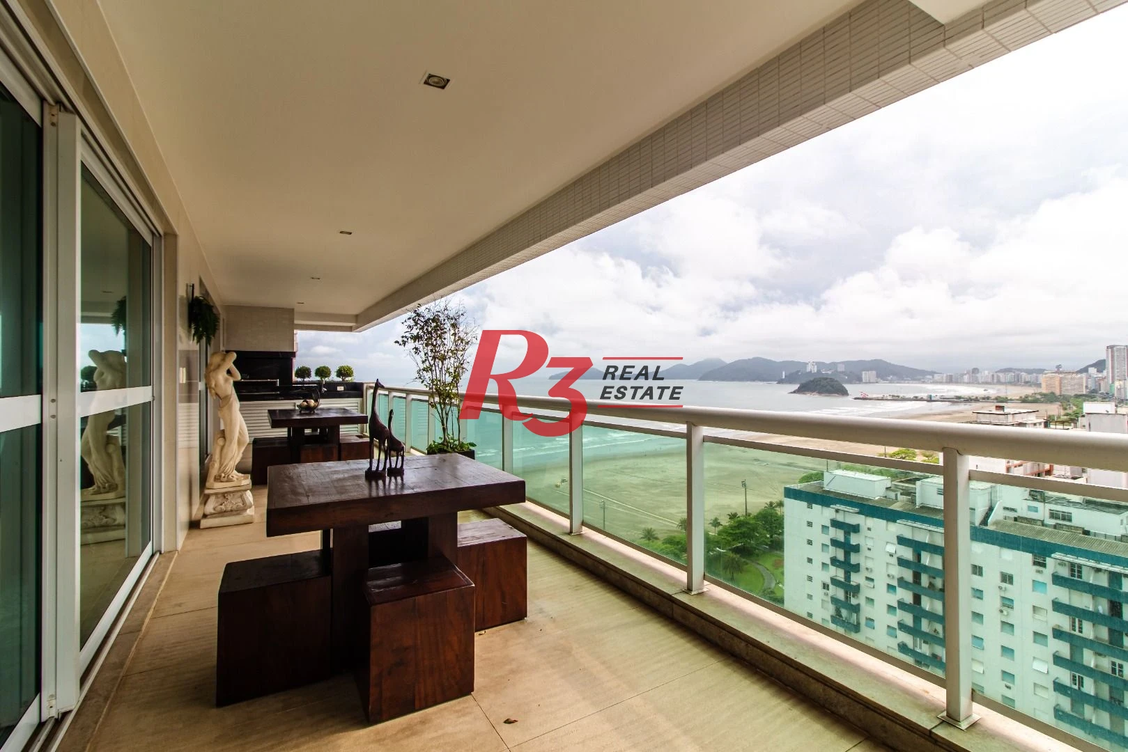 Apartamento com 4 dormitórios, 360 m² - venda ou aluguel - Gonzaga - Santos/SP