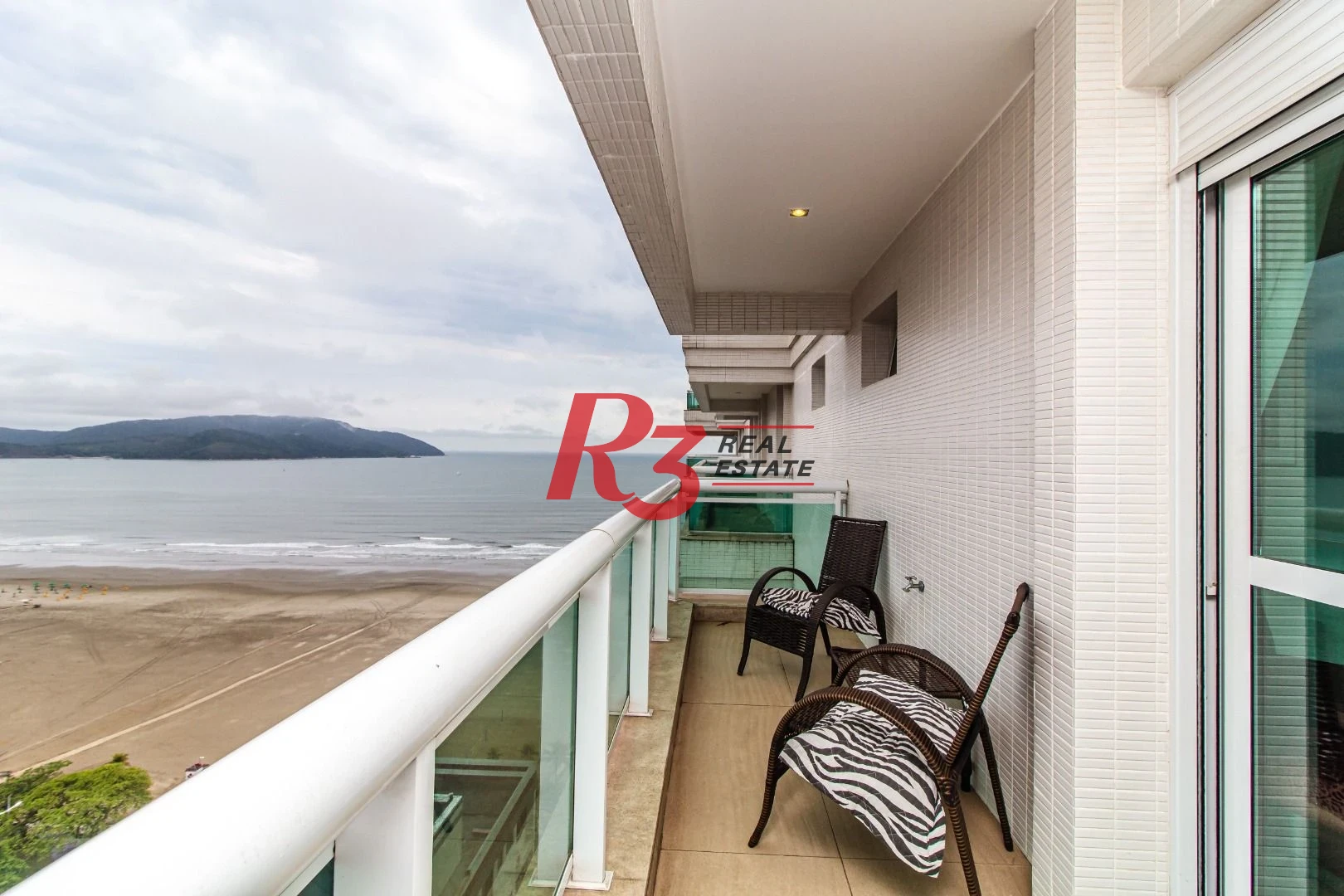 Apartamento com 4 dormitórios, 360 m² - venda ou aluguel - Gonzaga - Santos/SP
