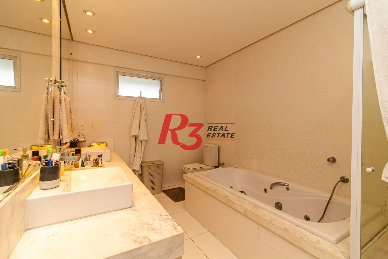 Apartamento com 4 dormitórios, 360 m² - venda ou aluguel - Gonzaga - Santos/SP