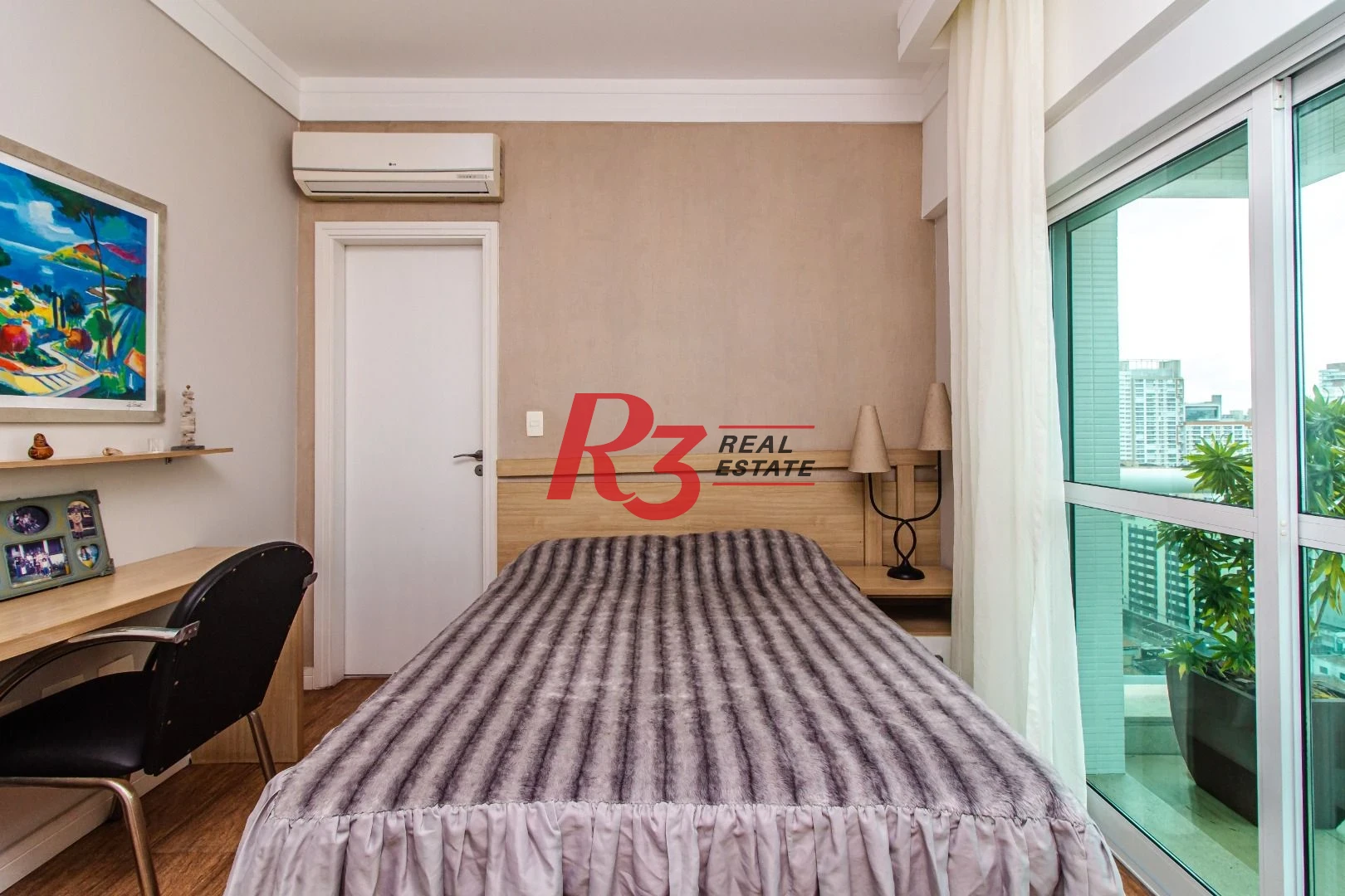 Apartamento com 4 dormitórios, 360 m² - venda ou aluguel - Gonzaga - Santos/SP