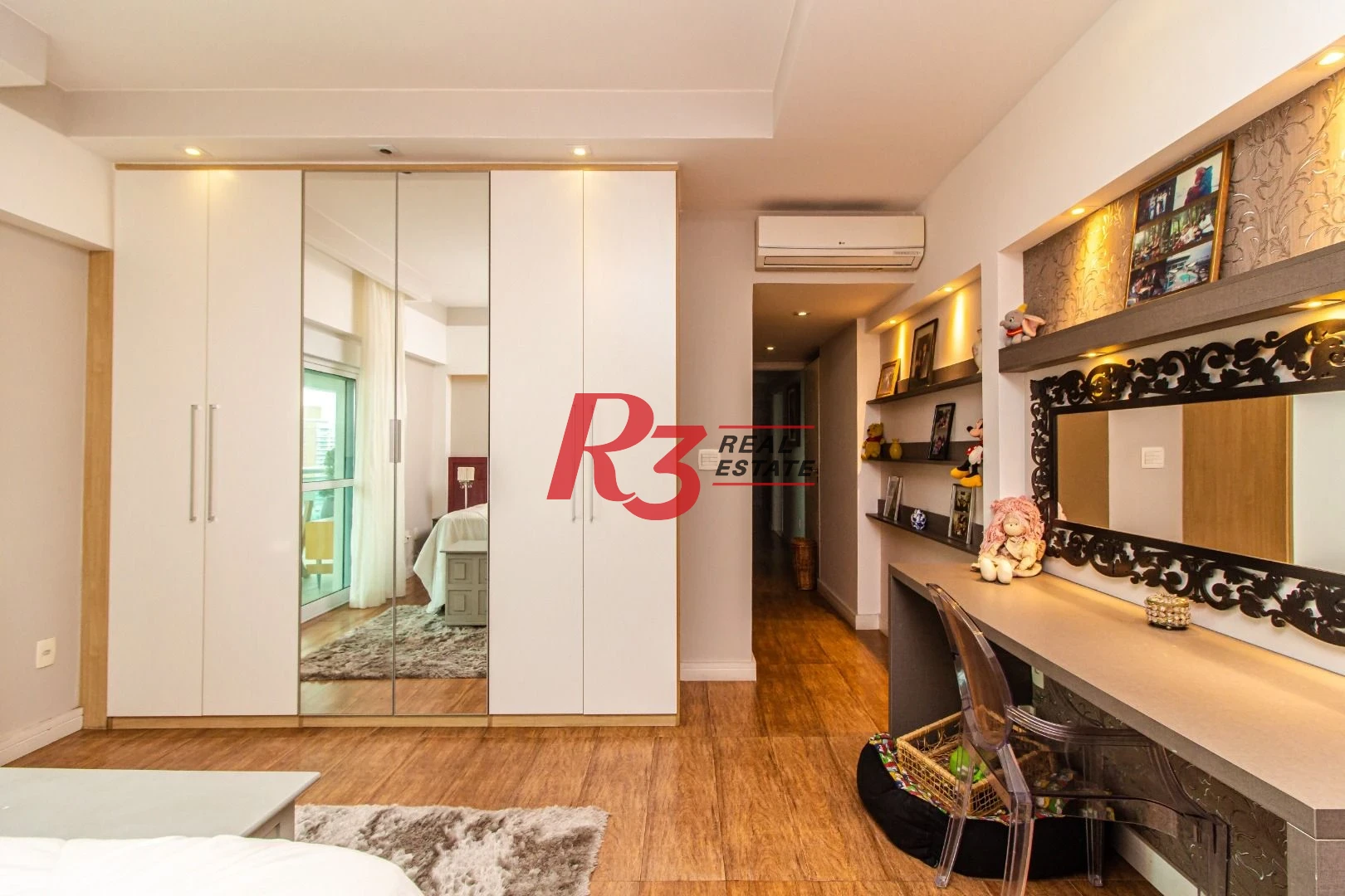 Apartamento com 4 dormitórios, 360 m² - venda ou aluguel - Gonzaga - Santos/SP