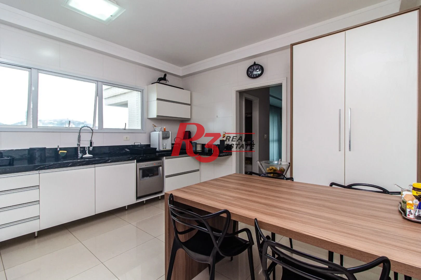 Apartamento com 4 dormitórios, 360 m² - venda ou aluguel - Gonzaga - Santos/SP