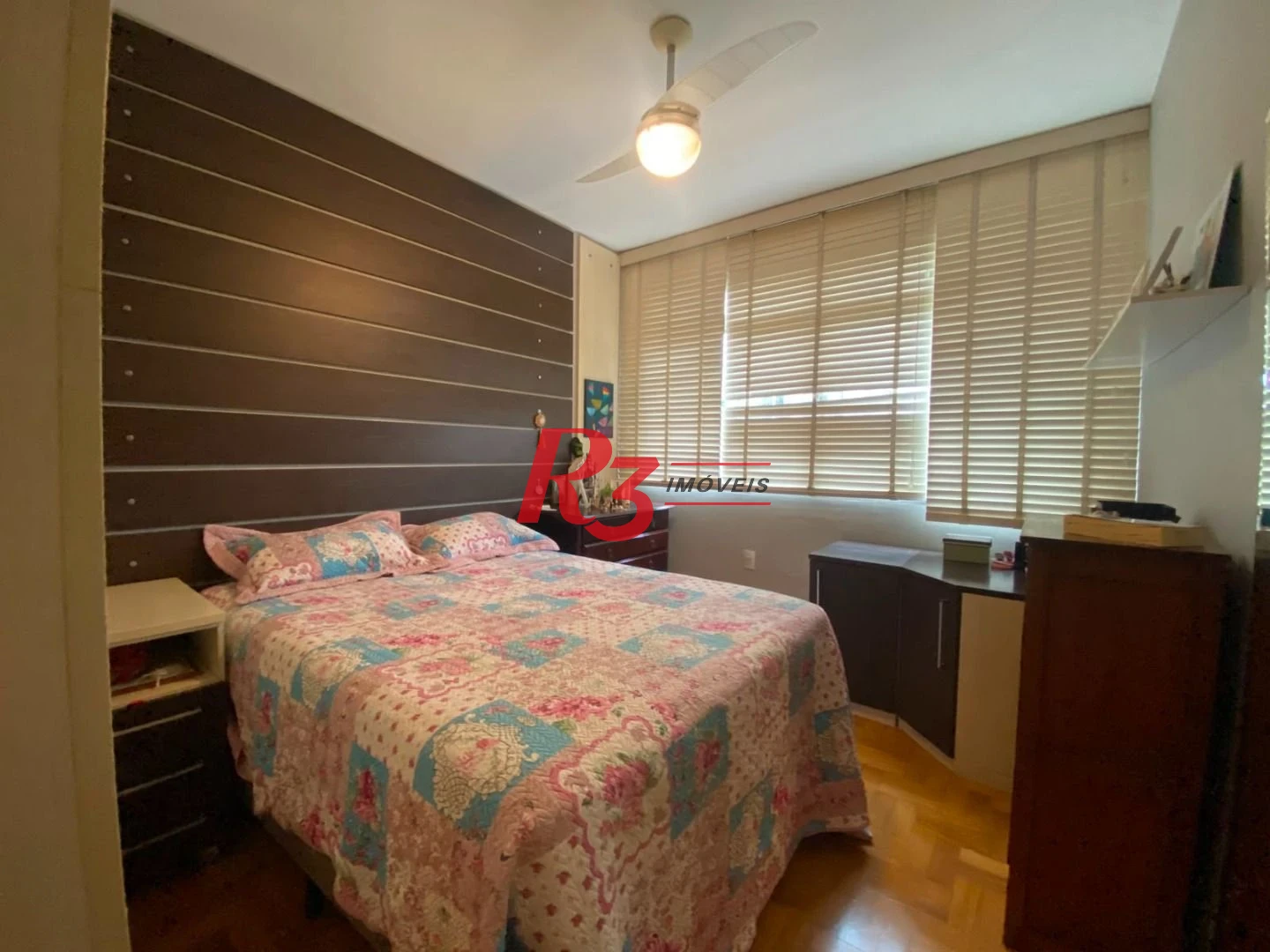 Apartamento com 2 dormitórios à venda, 84 m² por R$ 572.000,00 - Gonzaga - Santos/SP