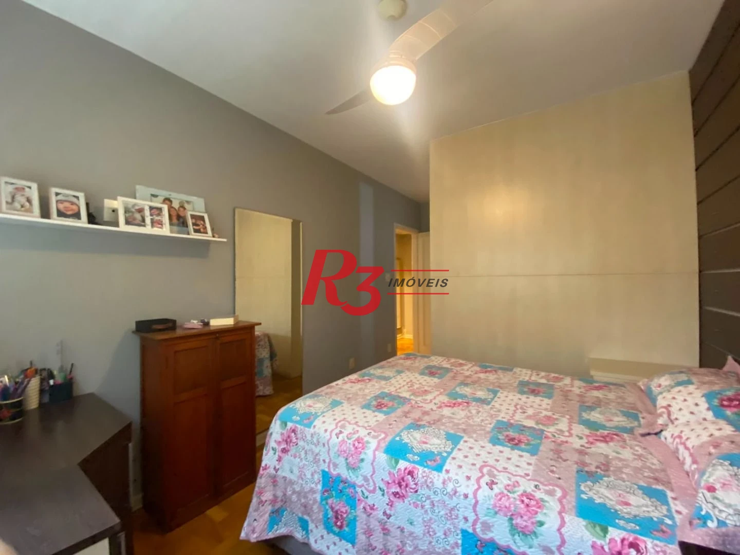 Apartamento com 2 dormitórios à venda, 84 m² por R$ 572.000,00 - Gonzaga - Santos/SP
