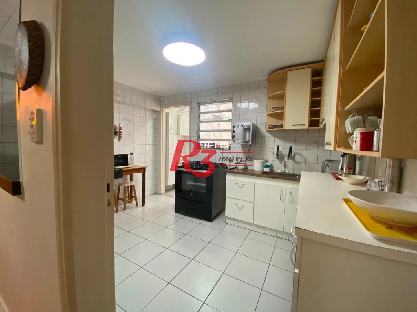 Apartamento com 2 dormitórios à venda, 84 m² por R$ 572.000,00 - Gonzaga - Santos/SP