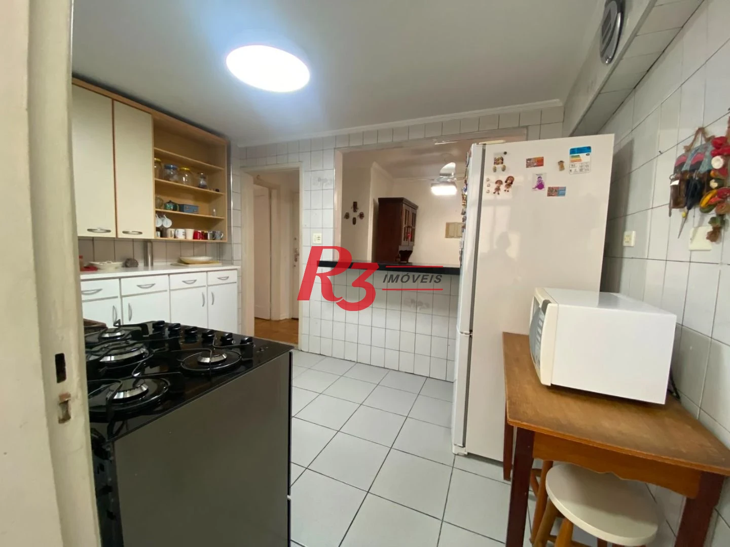 Apartamento com 2 dormitórios à venda, 84 m² por R$ 572.000,00 - Gonzaga - Santos/SP