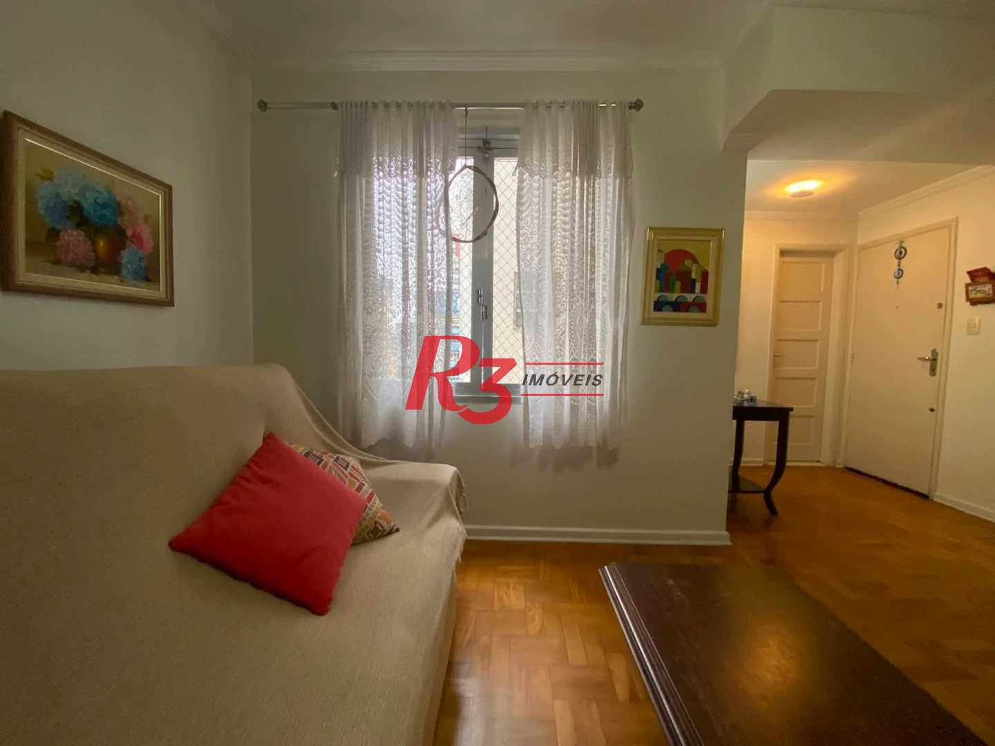 Apartamento com 2 dormitórios à venda, 84 m² por R$ 572.000,00 - Gonzaga - Santos/SP