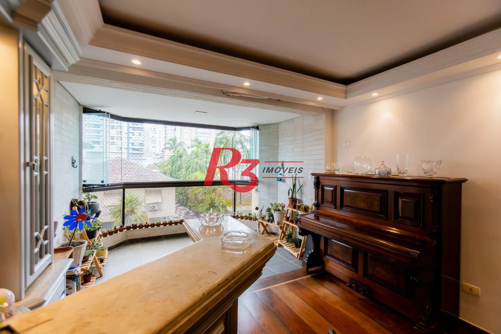 Apartamento com 4 dormitórios à venda, 221 m² por R$ 1.300.000,00 - Ponta da Praia - Santos/SP