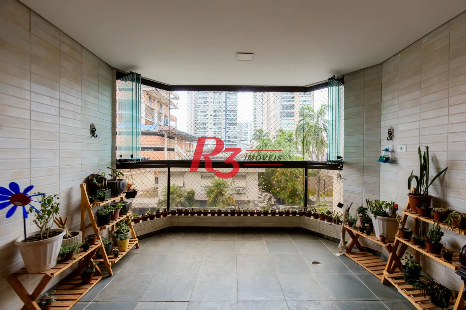 Apartamento com 4 dormitórios à venda, 221 m² por R$ 1.300.000,00 - Ponta da Praia - Santos/SP