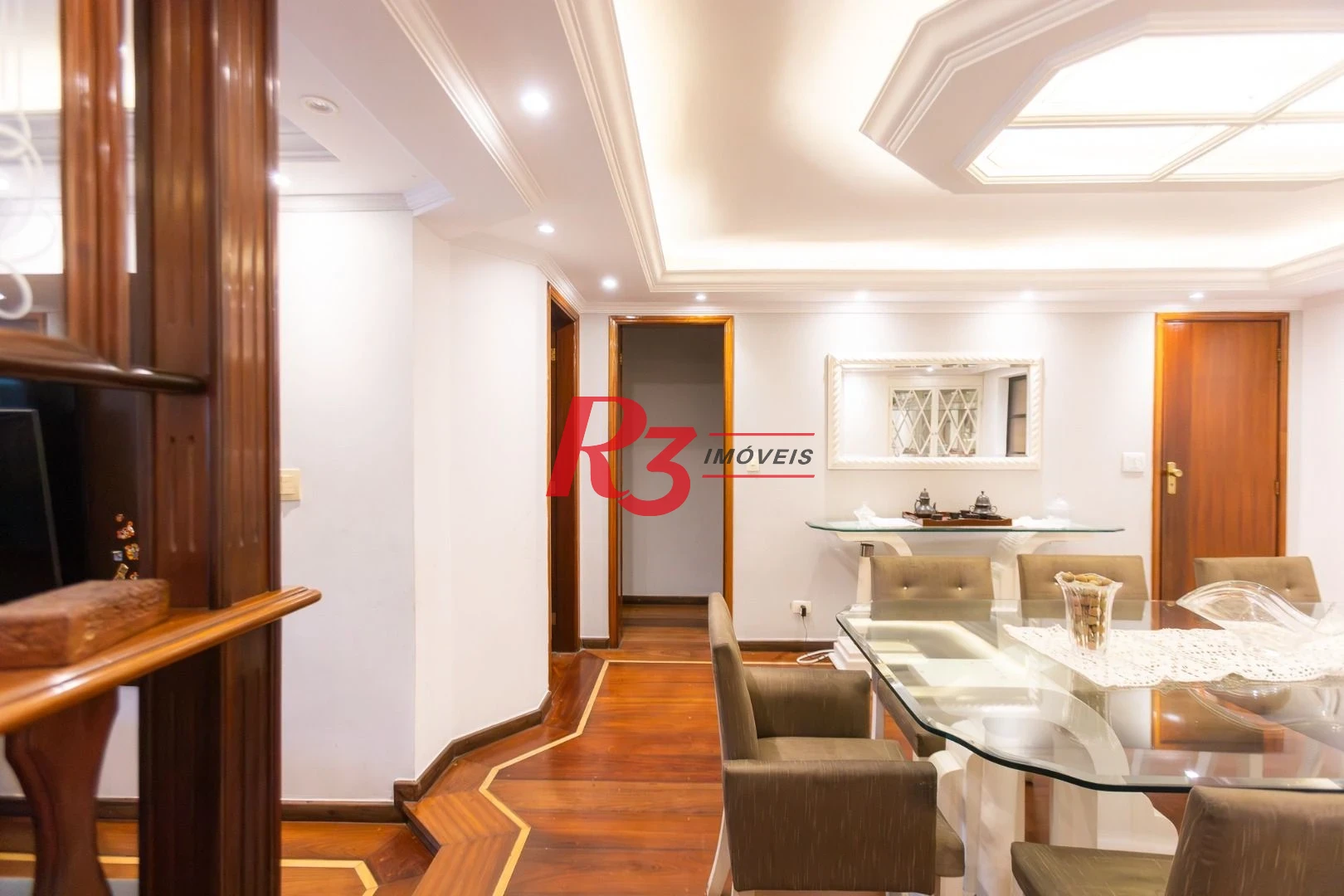 Apartamento com 4 dormitórios à venda, 221 m² por R$ 1.300.000,00 - Ponta da Praia - Santos/SP