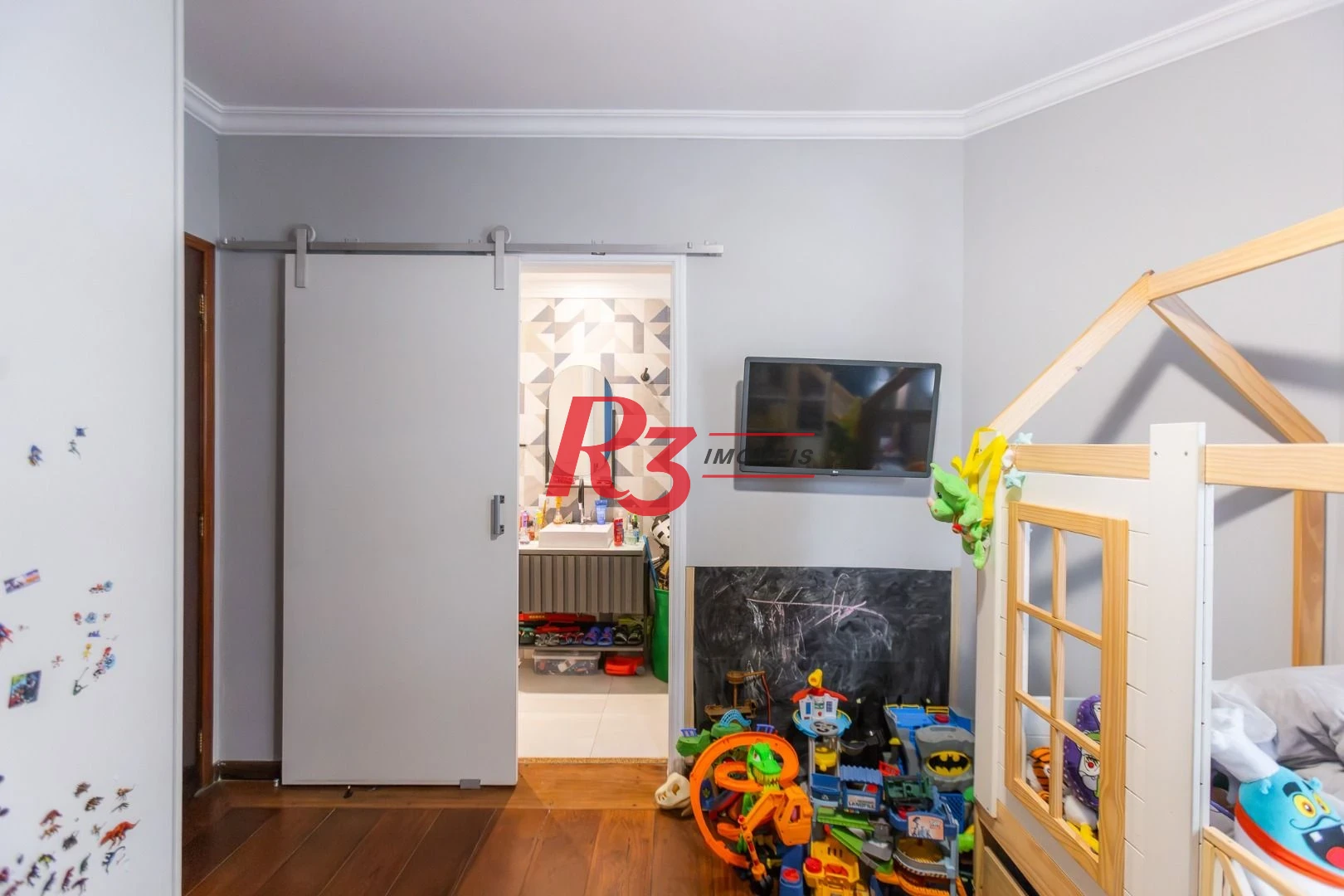 Apartamento com 4 dormitórios à venda, 221 m² por R$ 1.300.000,00 - Ponta da Praia - Santos/SP