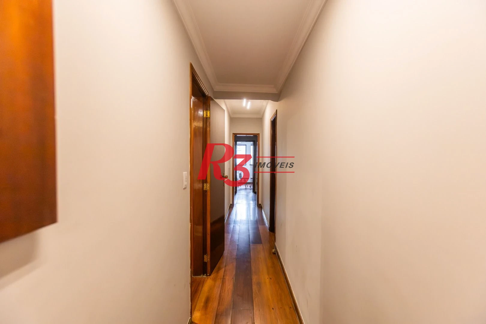 Apartamento com 4 dormitórios à venda, 221 m² por R$ 1.300.000,00 - Ponta da Praia - Santos/SP