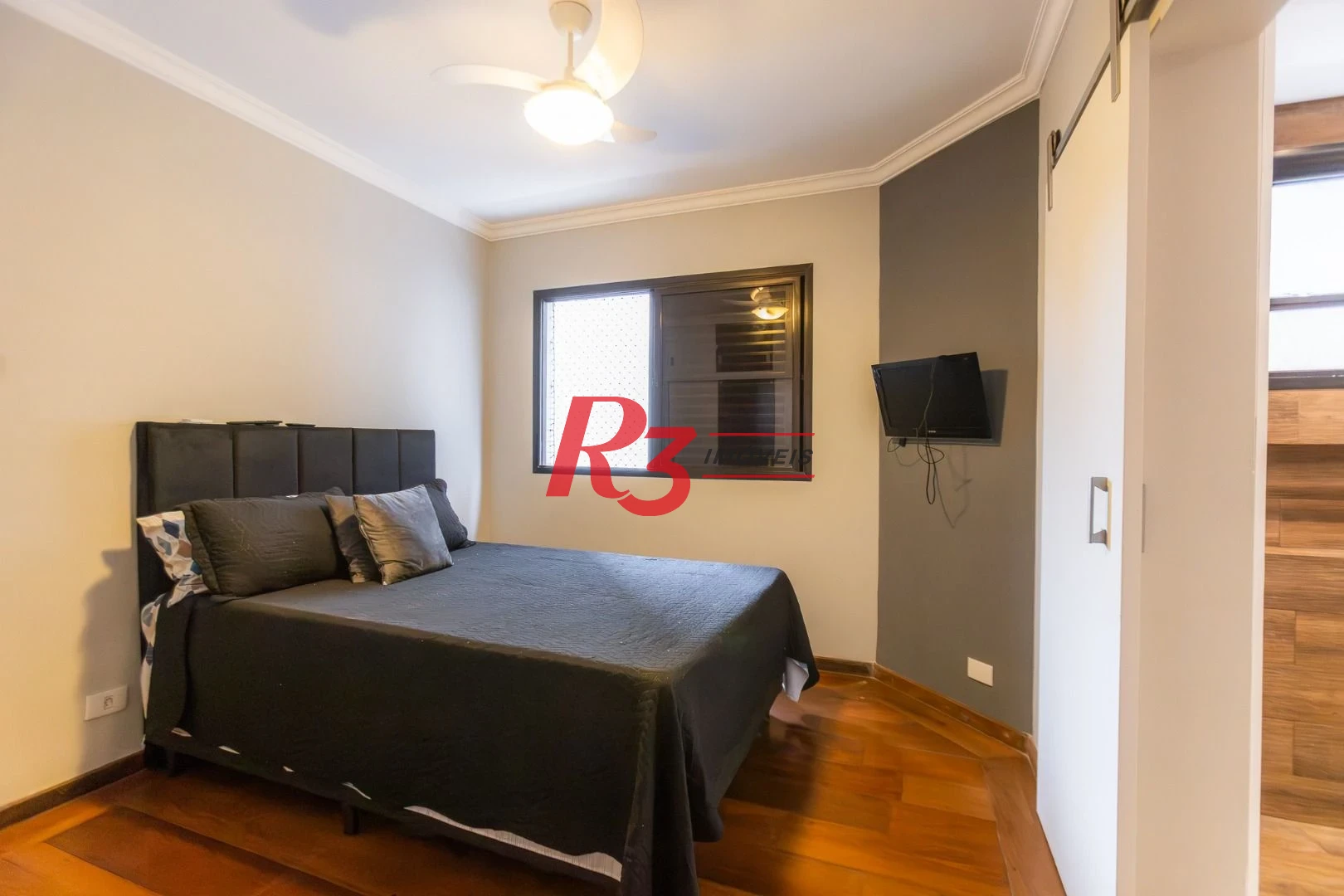 Apartamento com 4 dormitórios à venda, 221 m² por R$ 1.300.000,00 - Ponta da Praia - Santos/SP