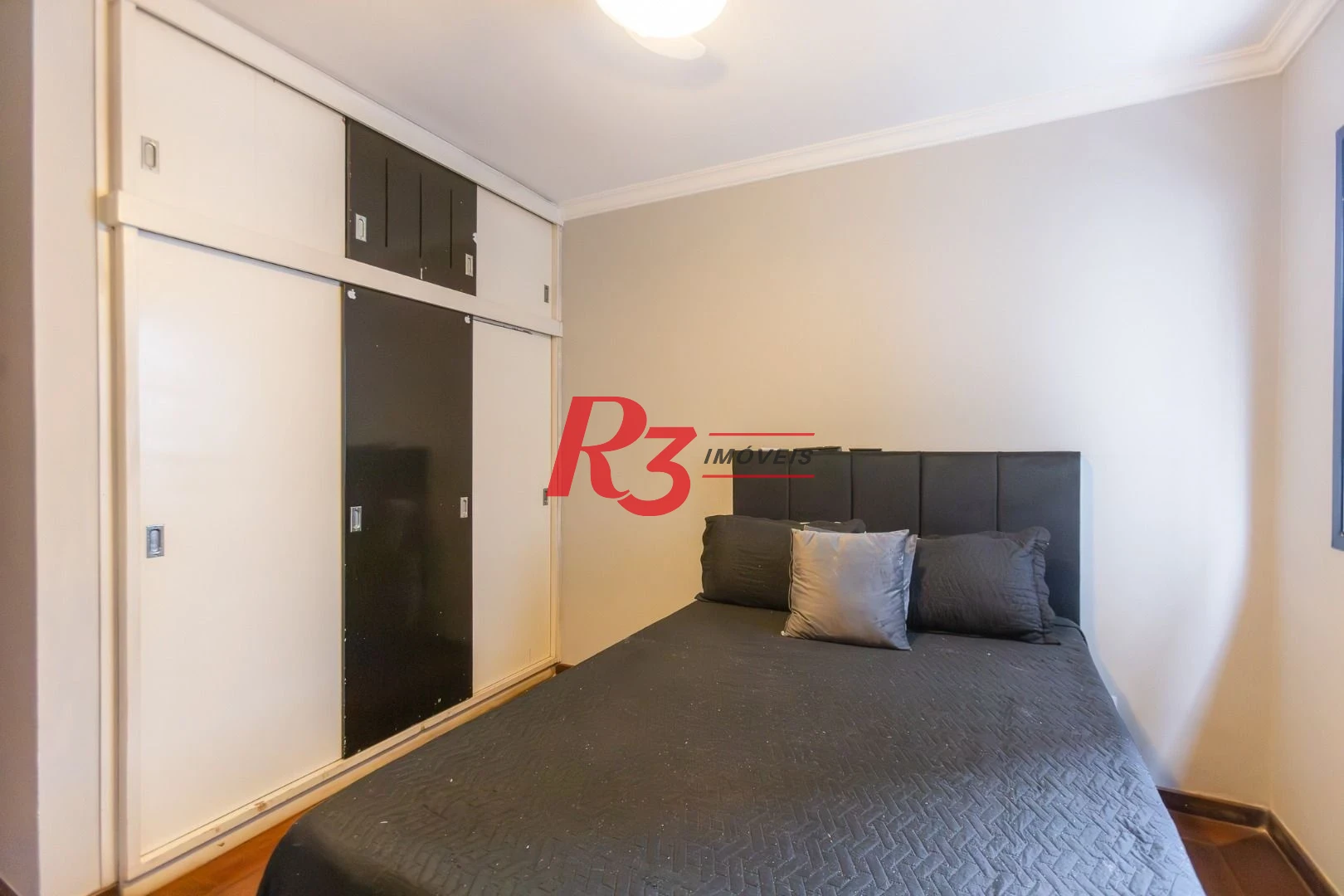 Apartamento com 4 dormitórios à venda, 221 m² por R$ 1.300.000,00 - Ponta da Praia - Santos/SP