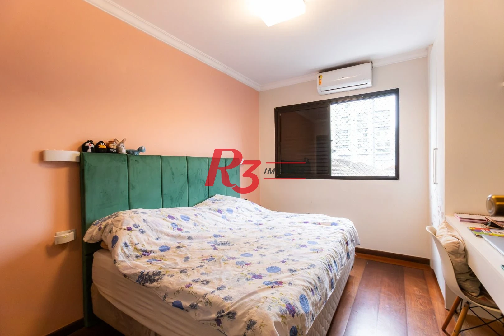 Apartamento com 4 dormitórios à venda, 221 m² por R$ 1.300.000,00 - Ponta da Praia - Santos/SP
